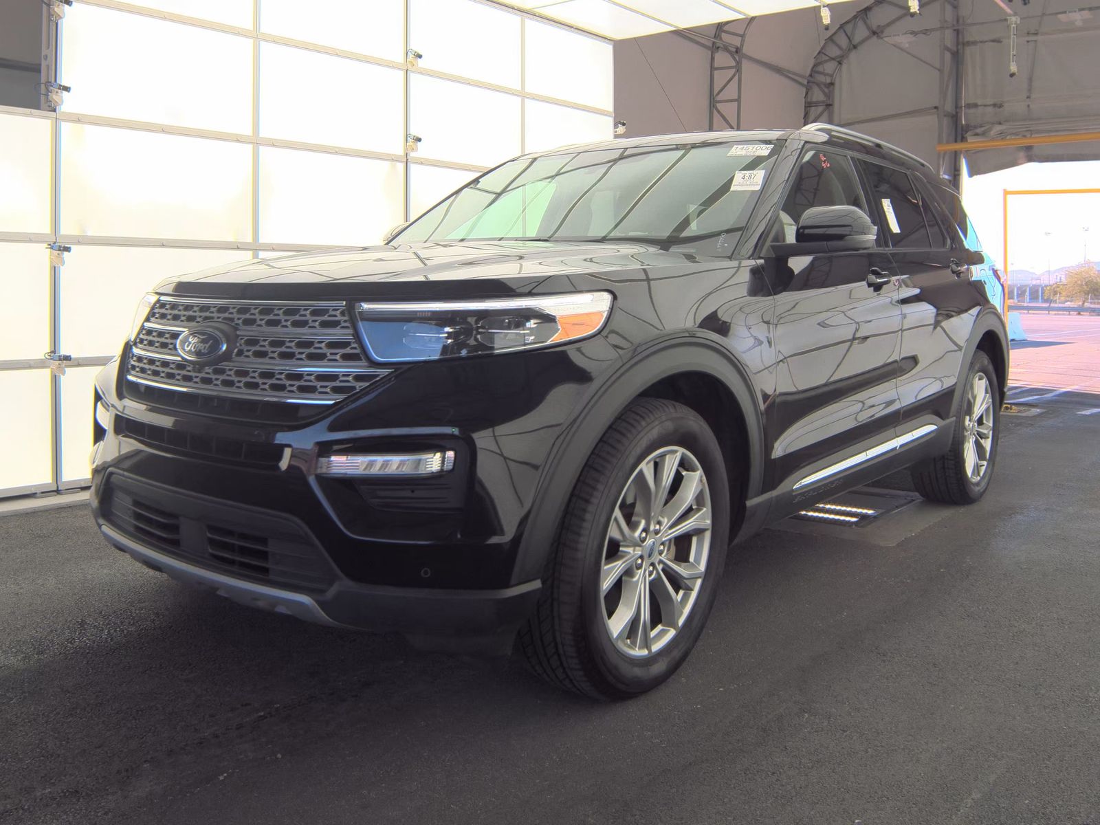 FORD EXPLORER - 1