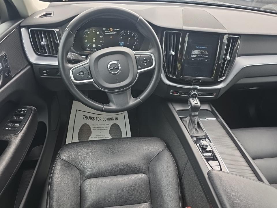 2020 Volvo XC60 T6 Momentum AWD