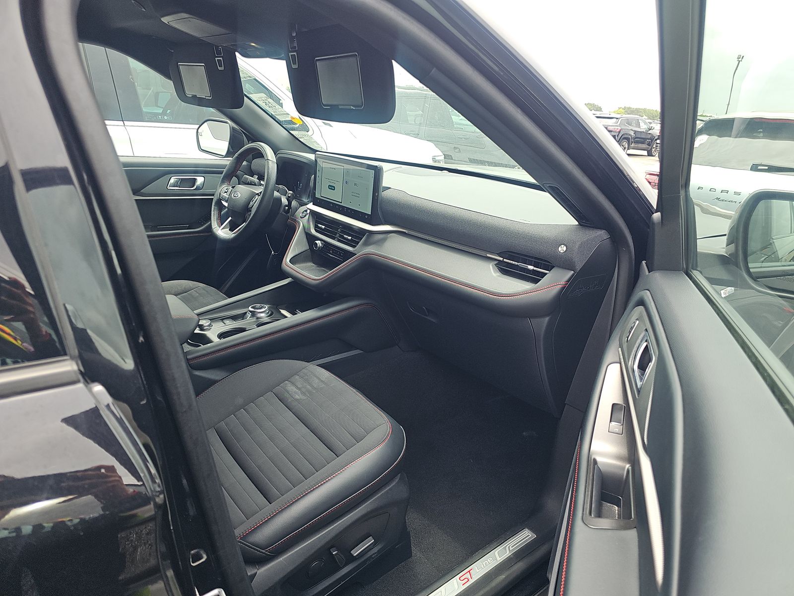 FORD EXPLORER - 9