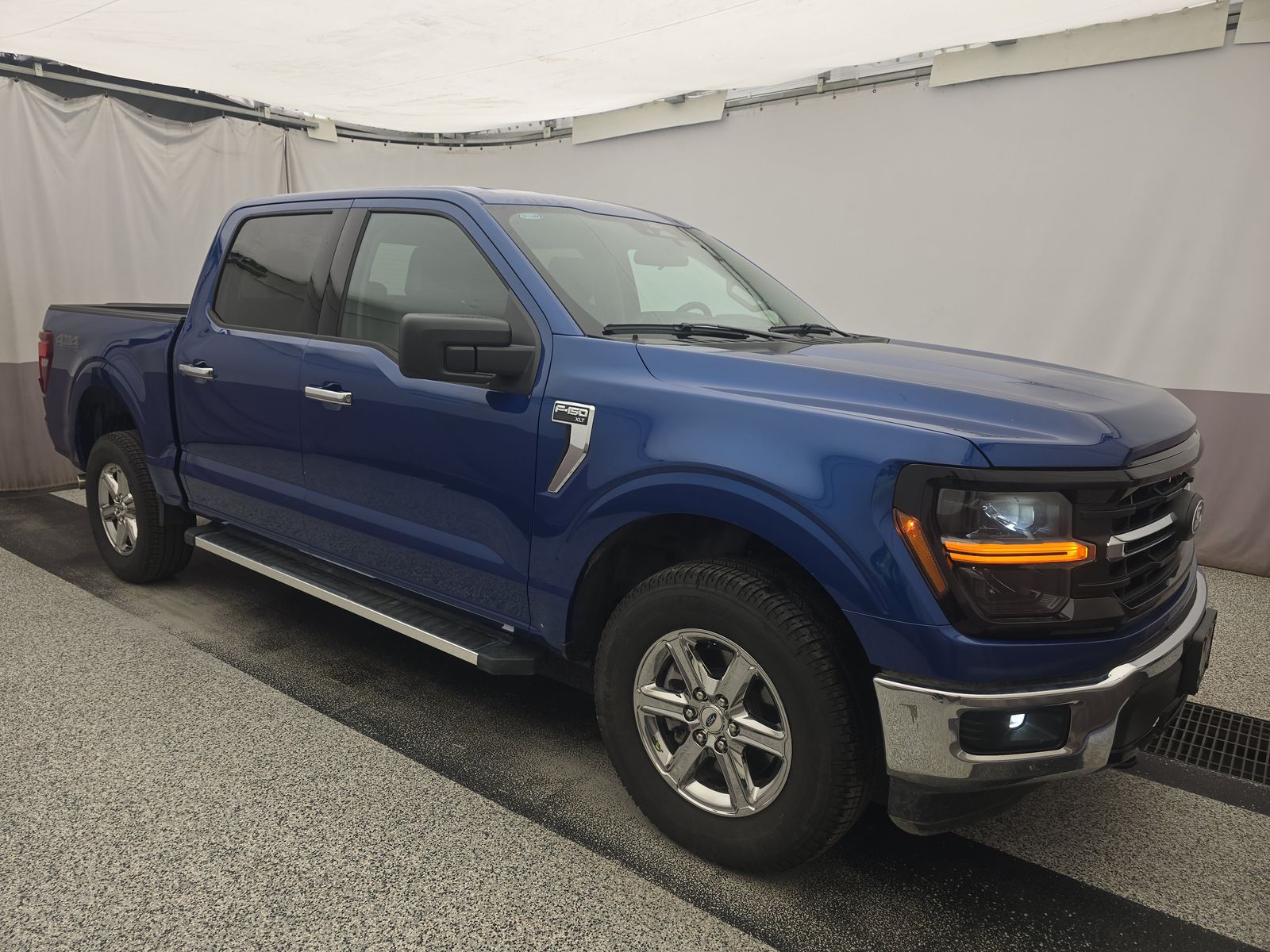 FORD F-150 - 4