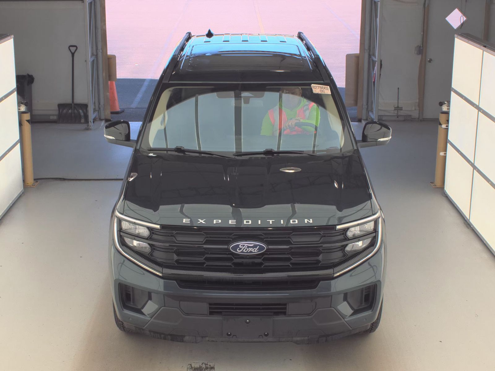 FORD EXPEDITION - 3