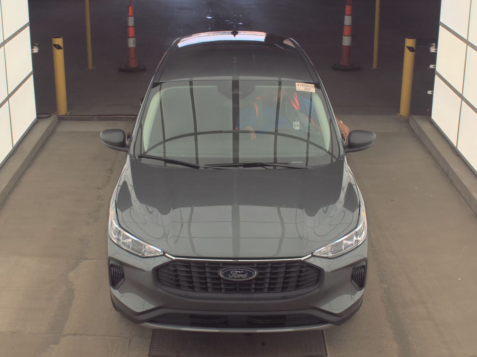 FORD ESCAPE - 3