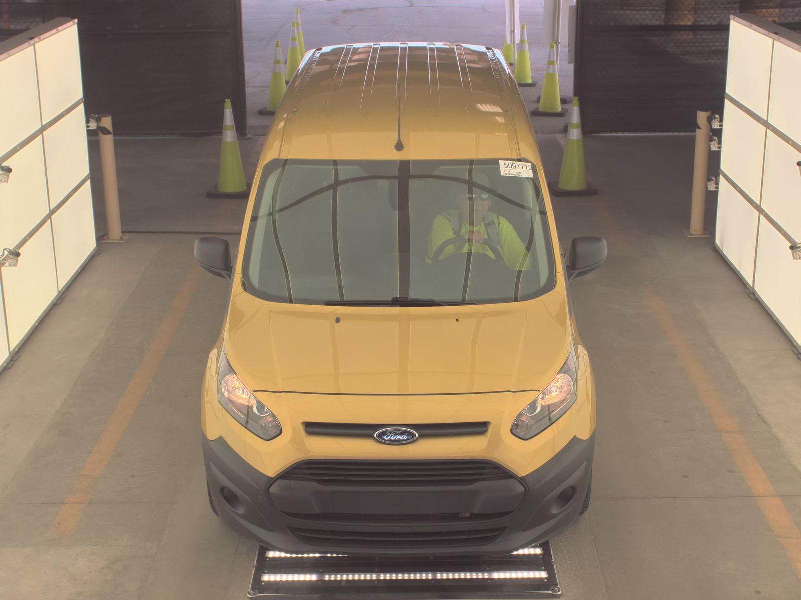 FORD TRANSIT CONNECT - 3