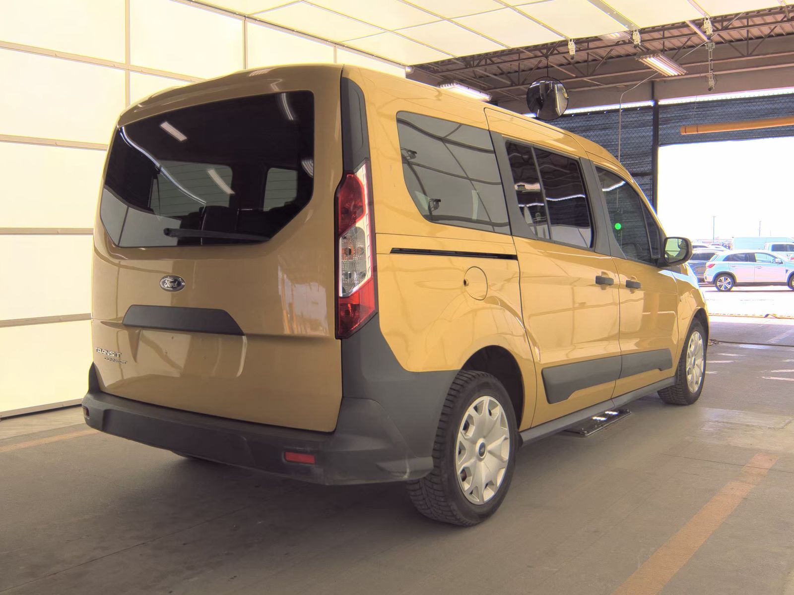 FORD TRANSIT CONNECT - 5