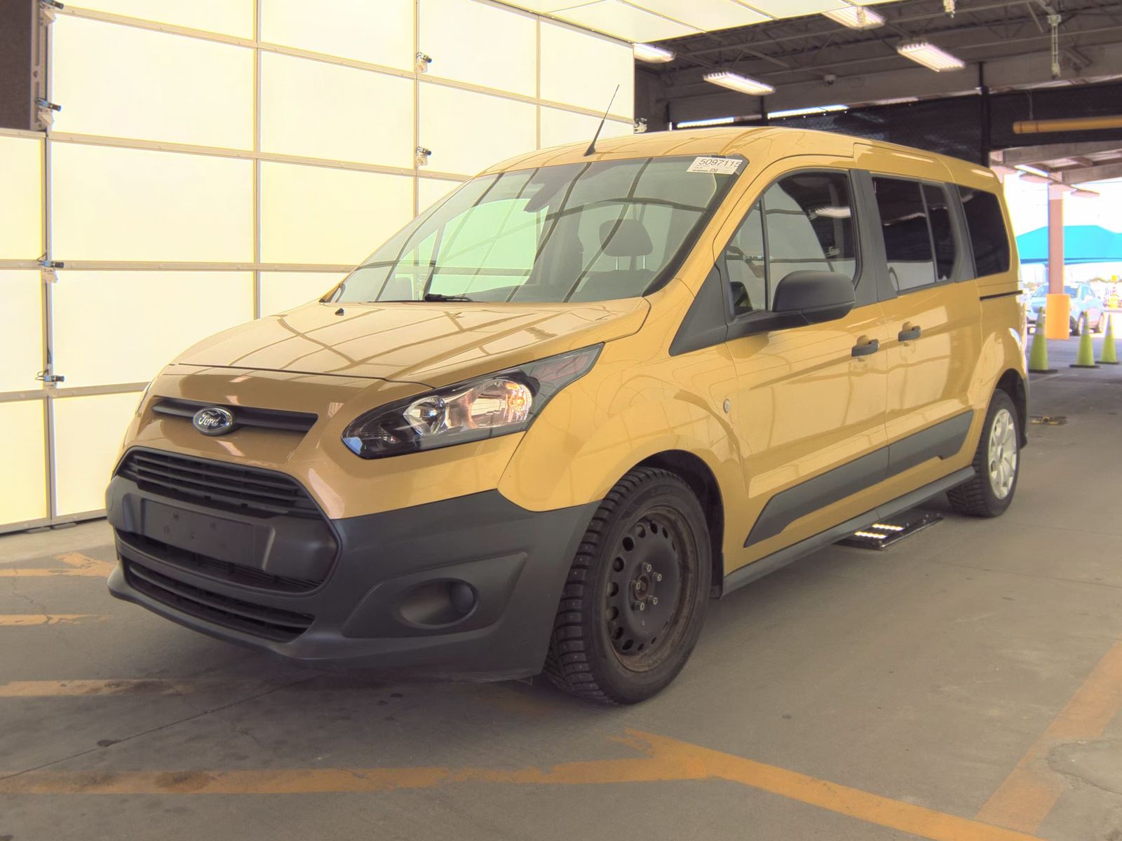 FORD TRANSIT CONNECT - 1