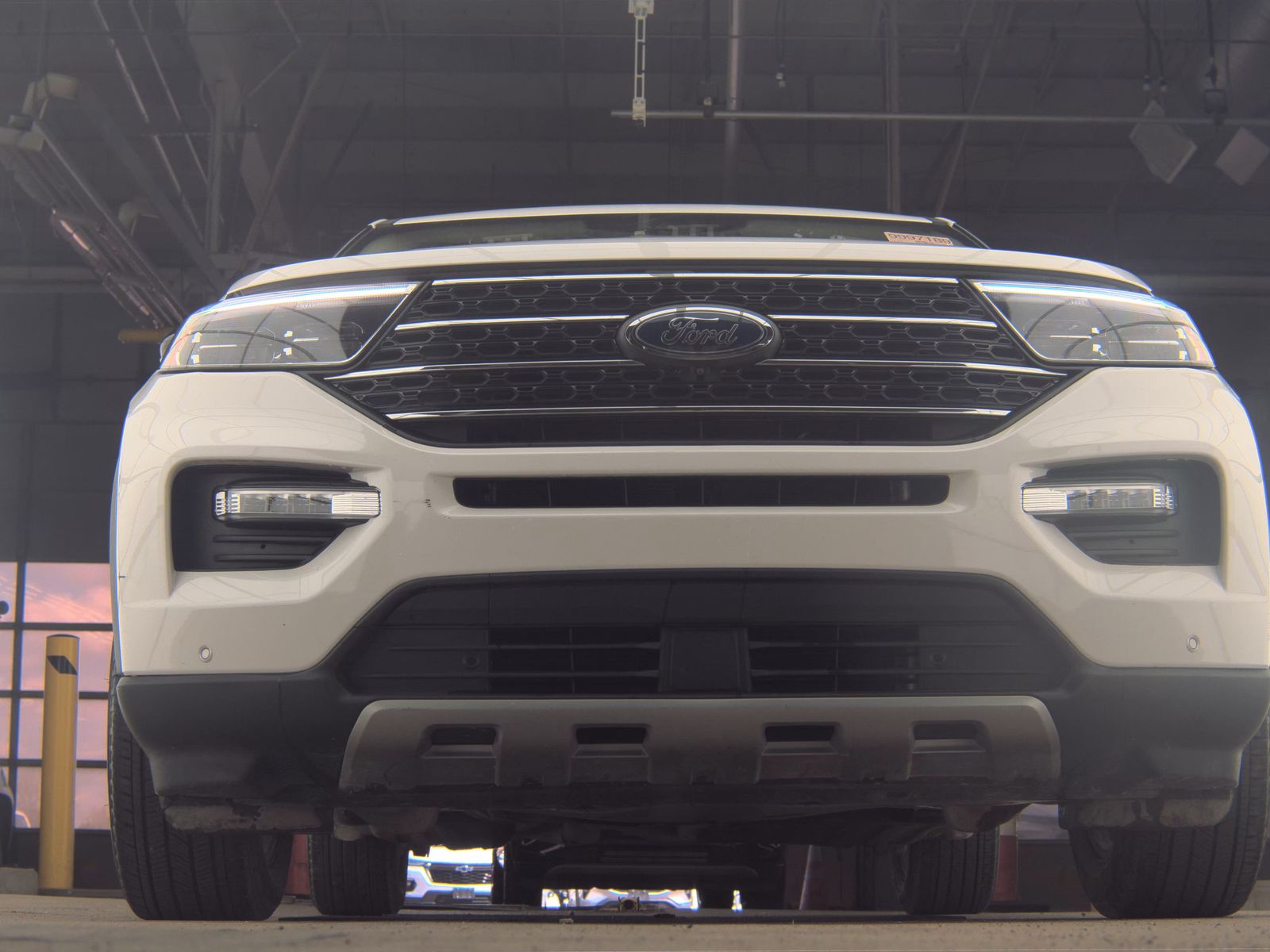 FORD EXPLORER - 4