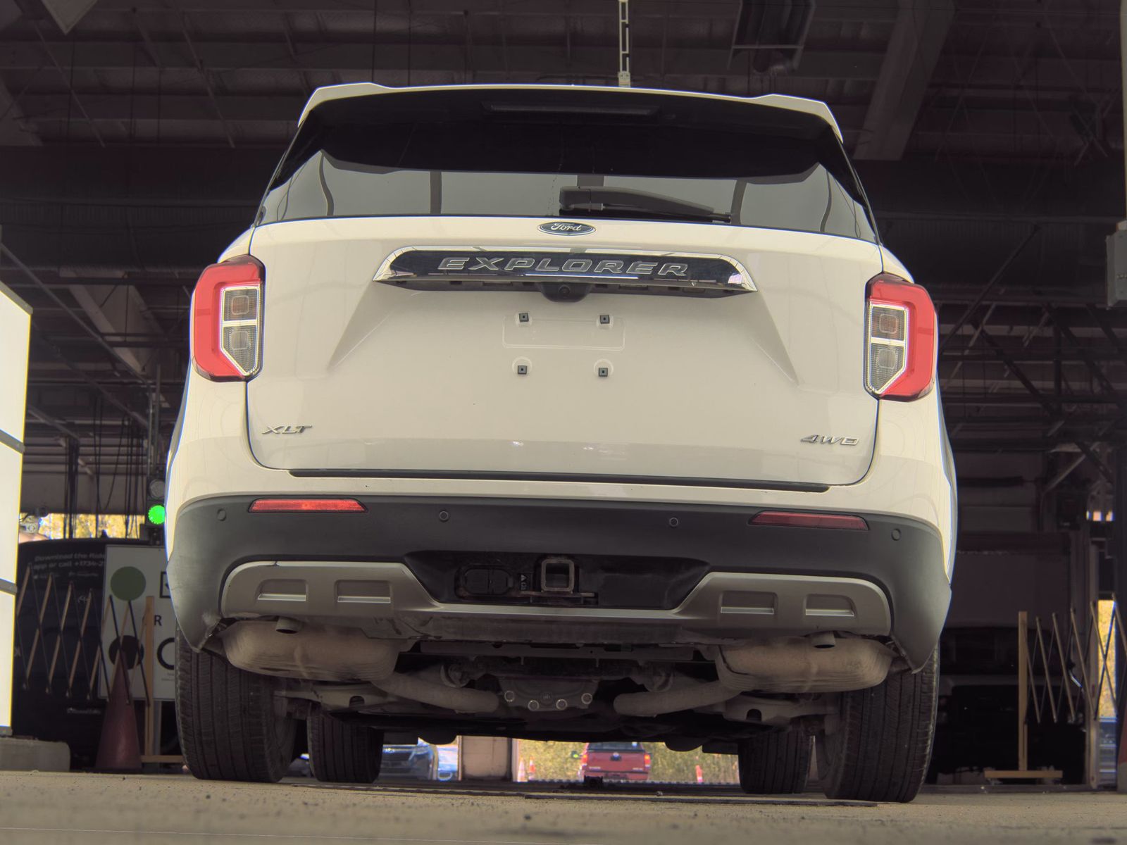 FORD EXPLORER - 8
