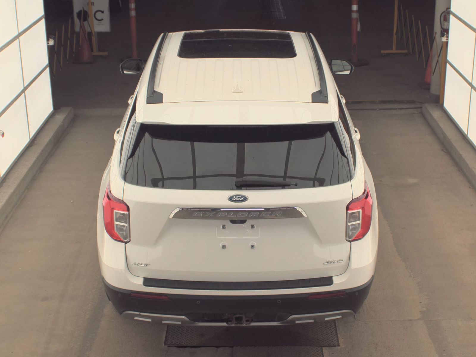 FORD EXPLORER - 7