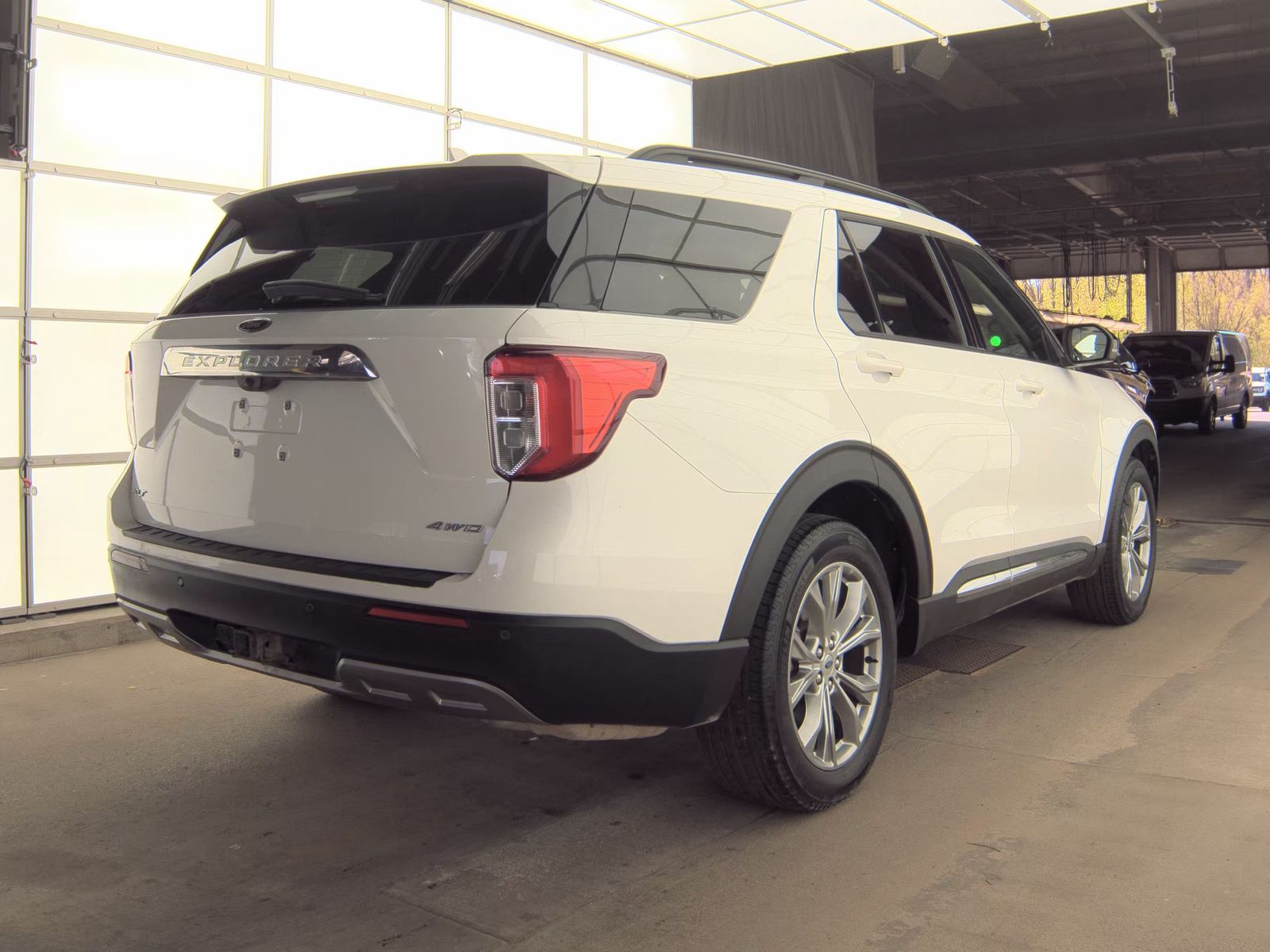 FORD EXPLORER - 6