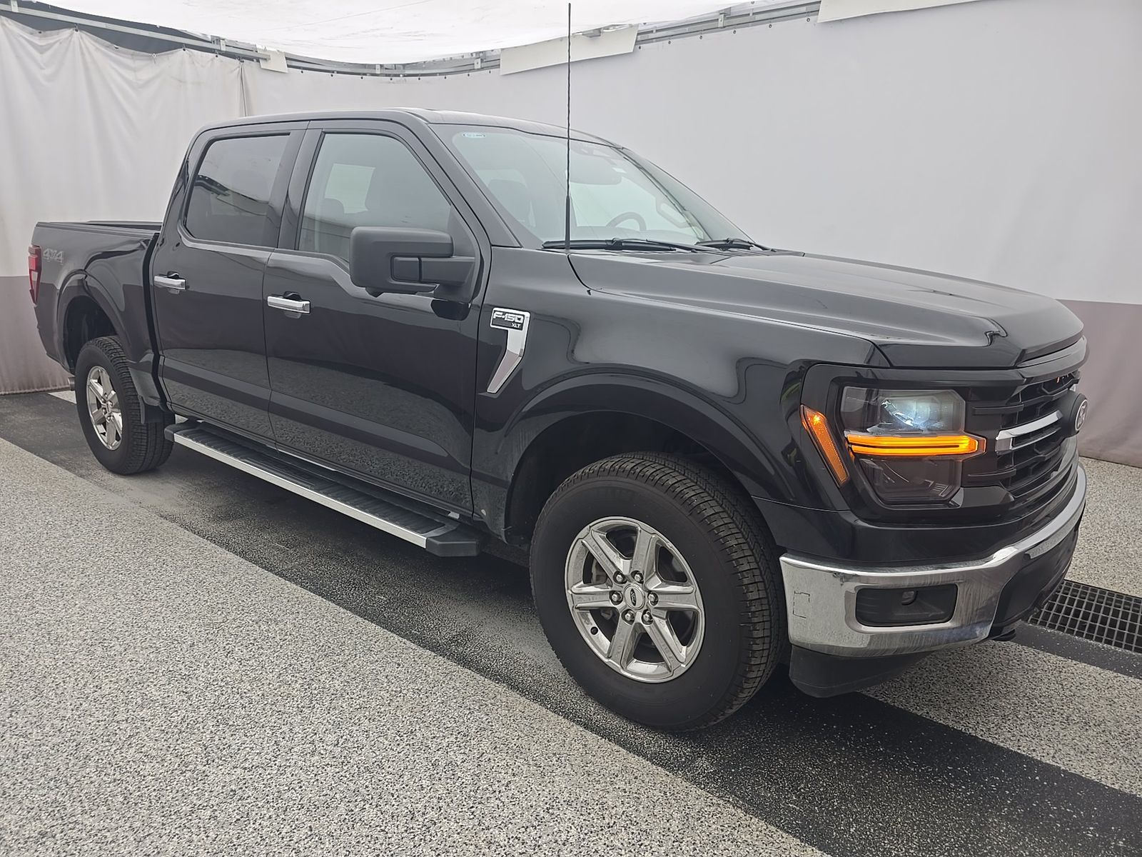 FORD F-150 - 4
