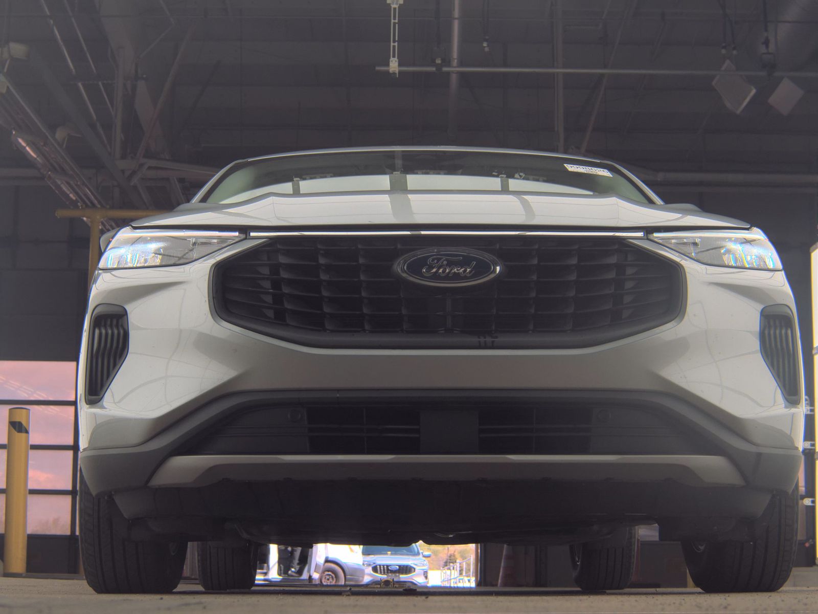 FORD ESCAPE - 4