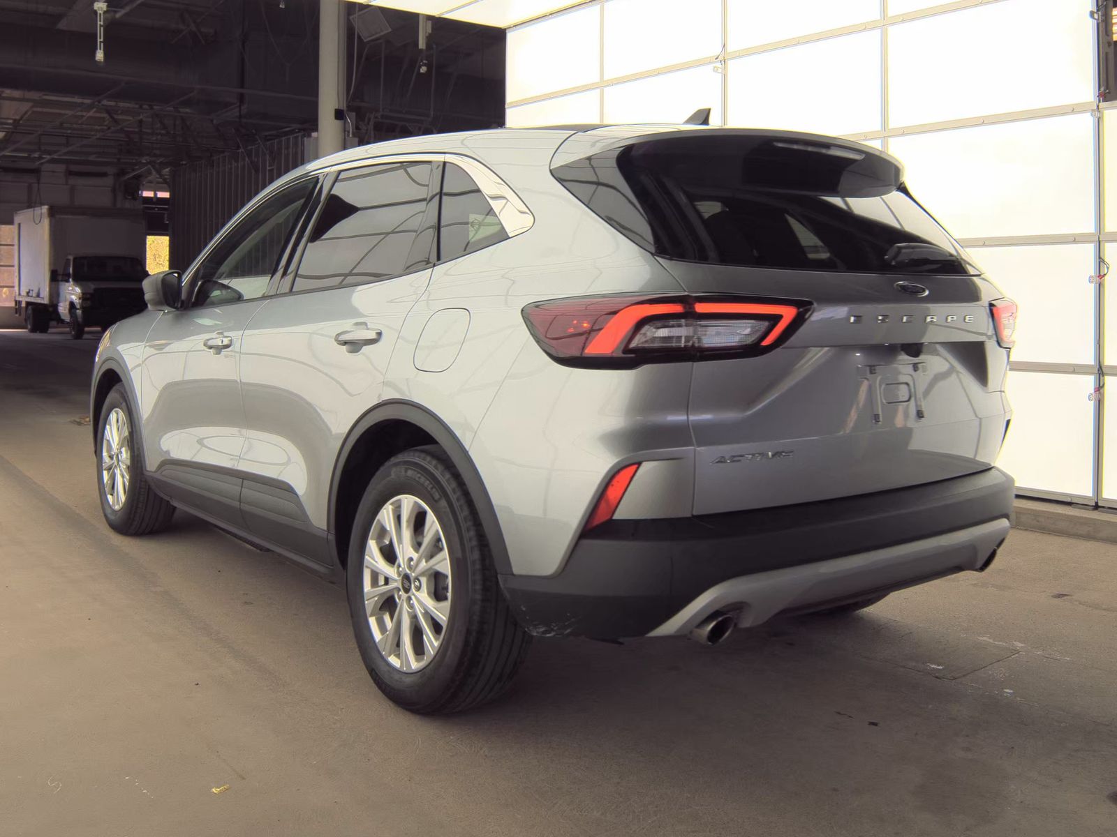 FORD ESCAPE - 9