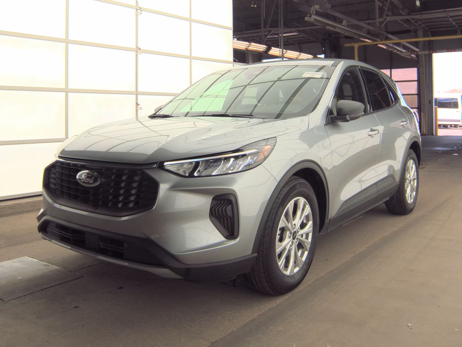 FORD ESCAPE - 1