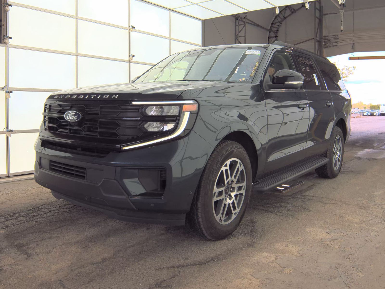 FORD EXPEDITION MAX - 1