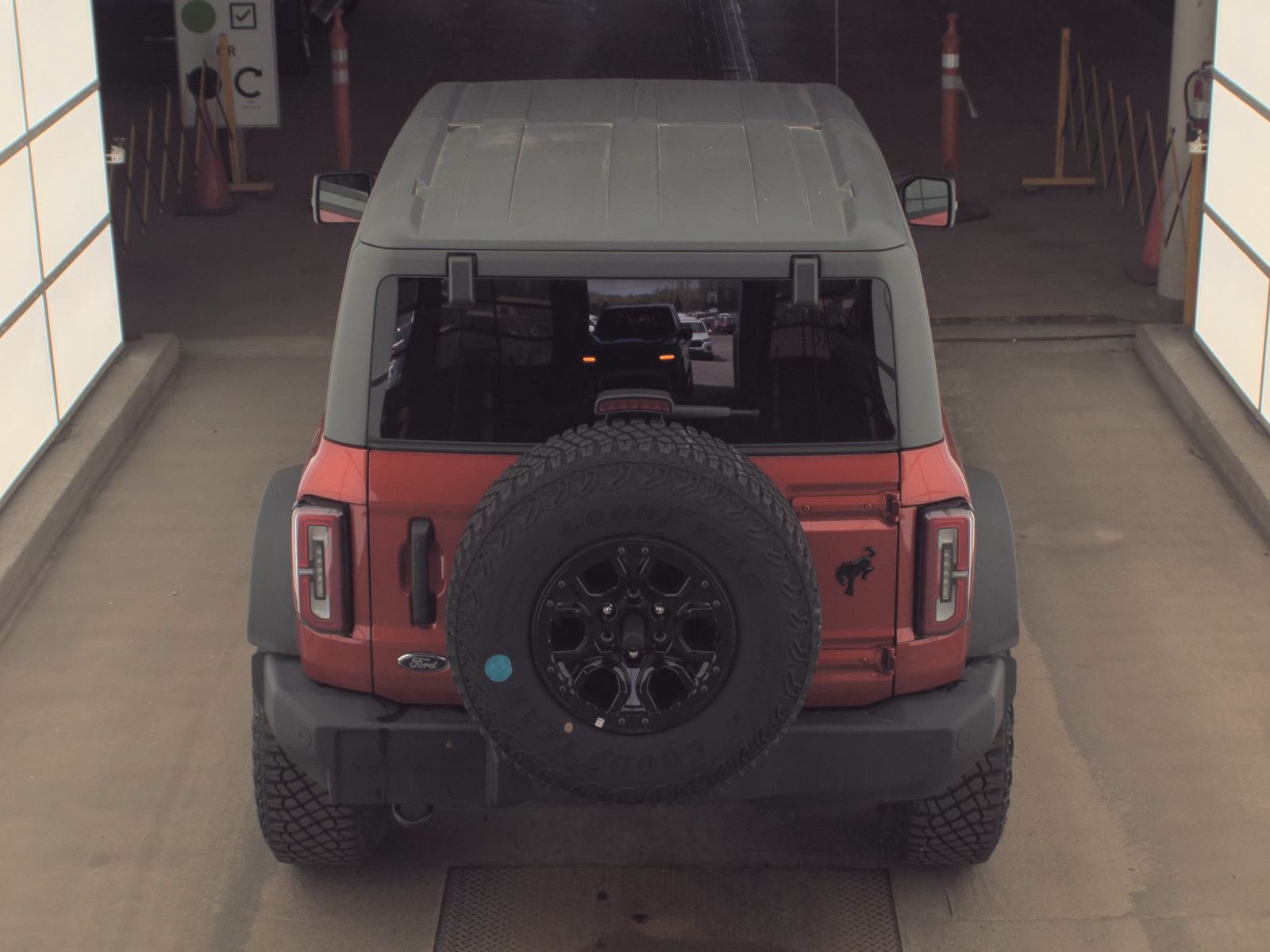 FORD BRONCO - 7