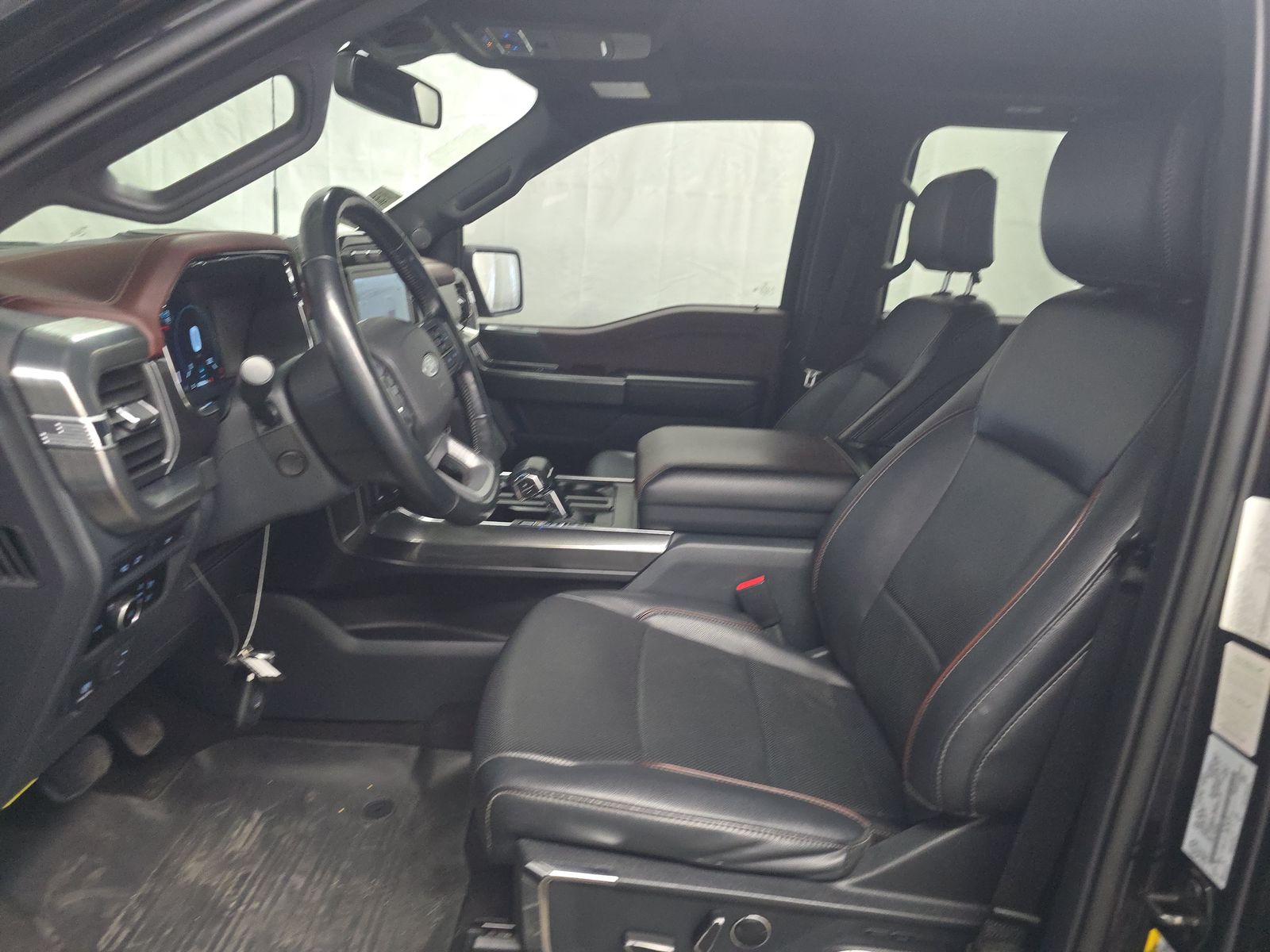 FORD F-150 - 8