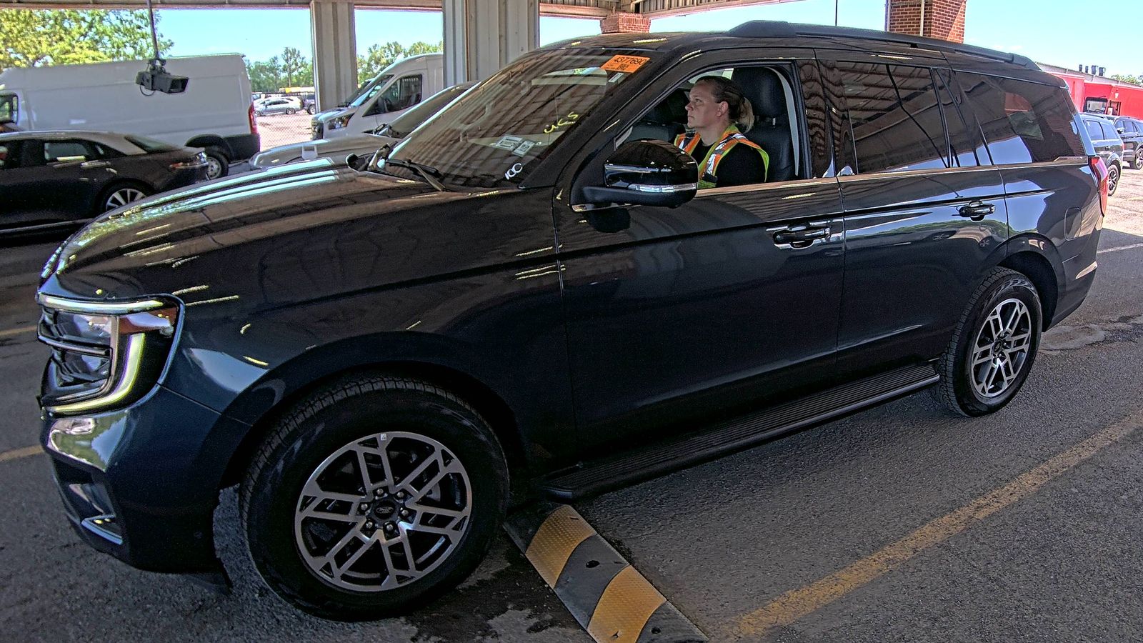 FORD EXPEDITION - 1
