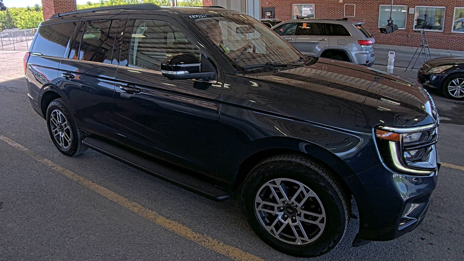 FORD EXPEDITION - 4