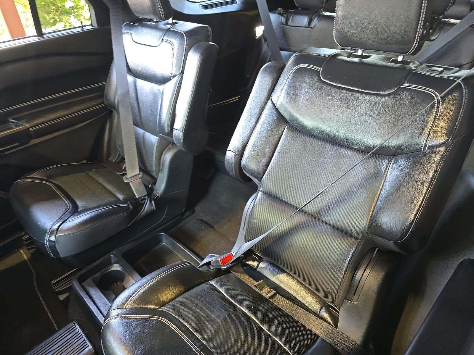 FORD EXPLORER - 8
