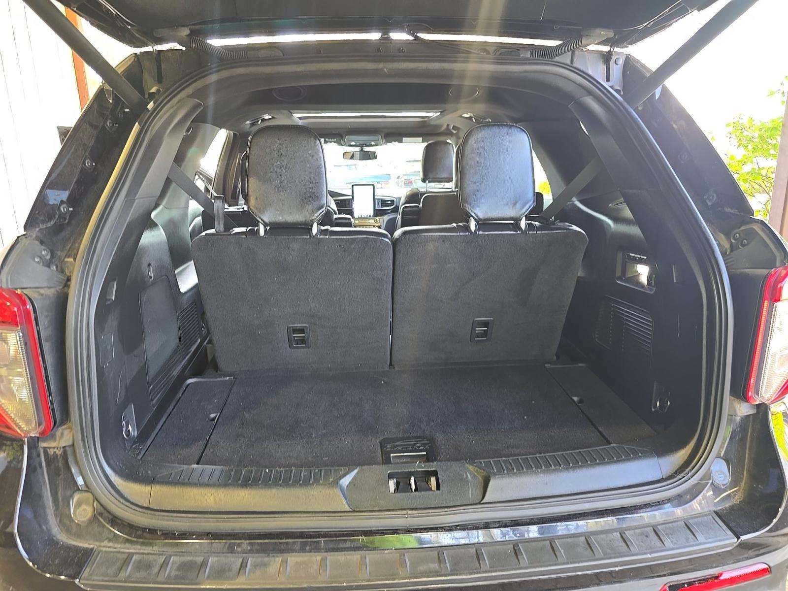 FORD EXPLORER - 10