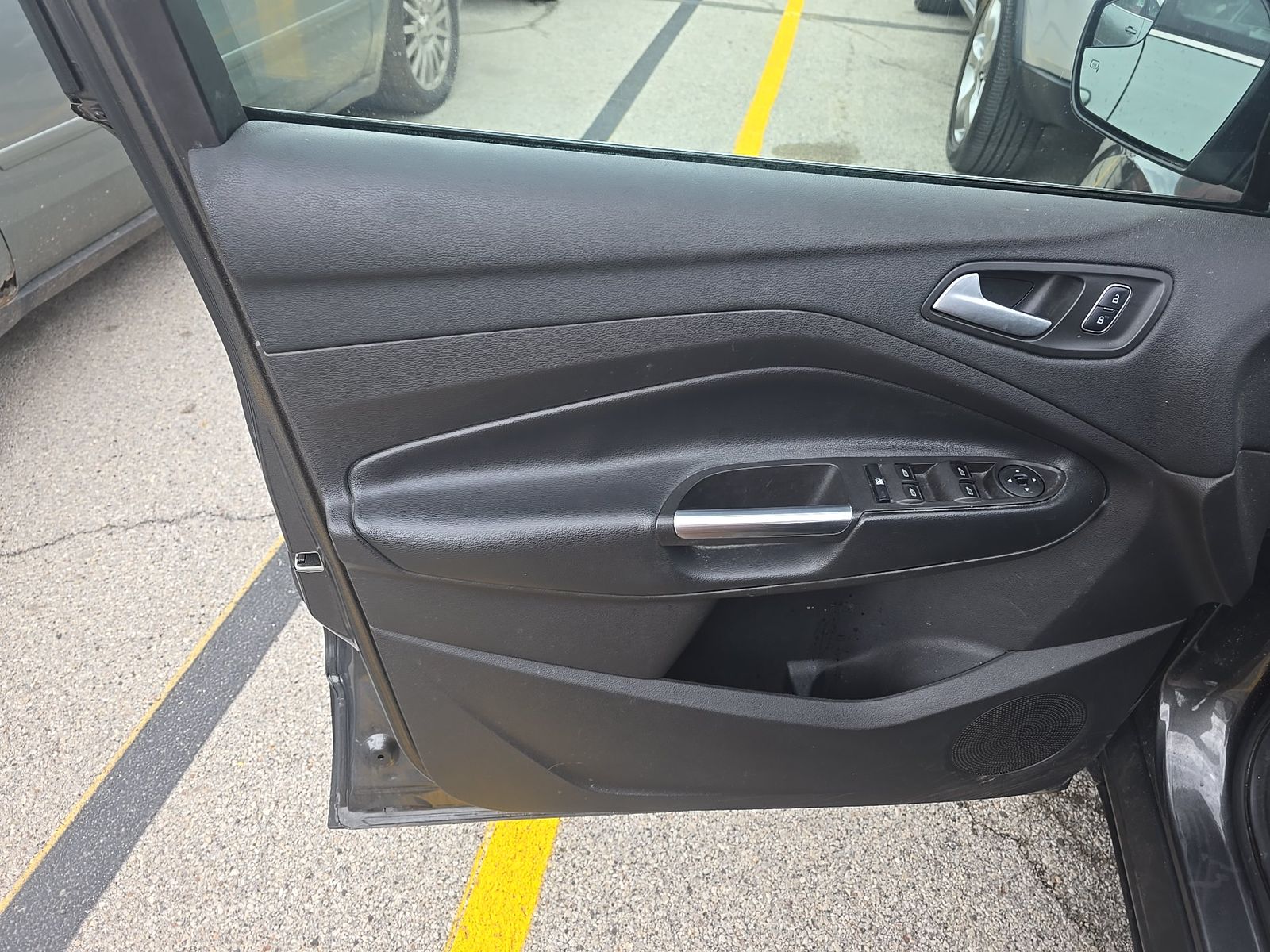 FORD ESCAPE - 10