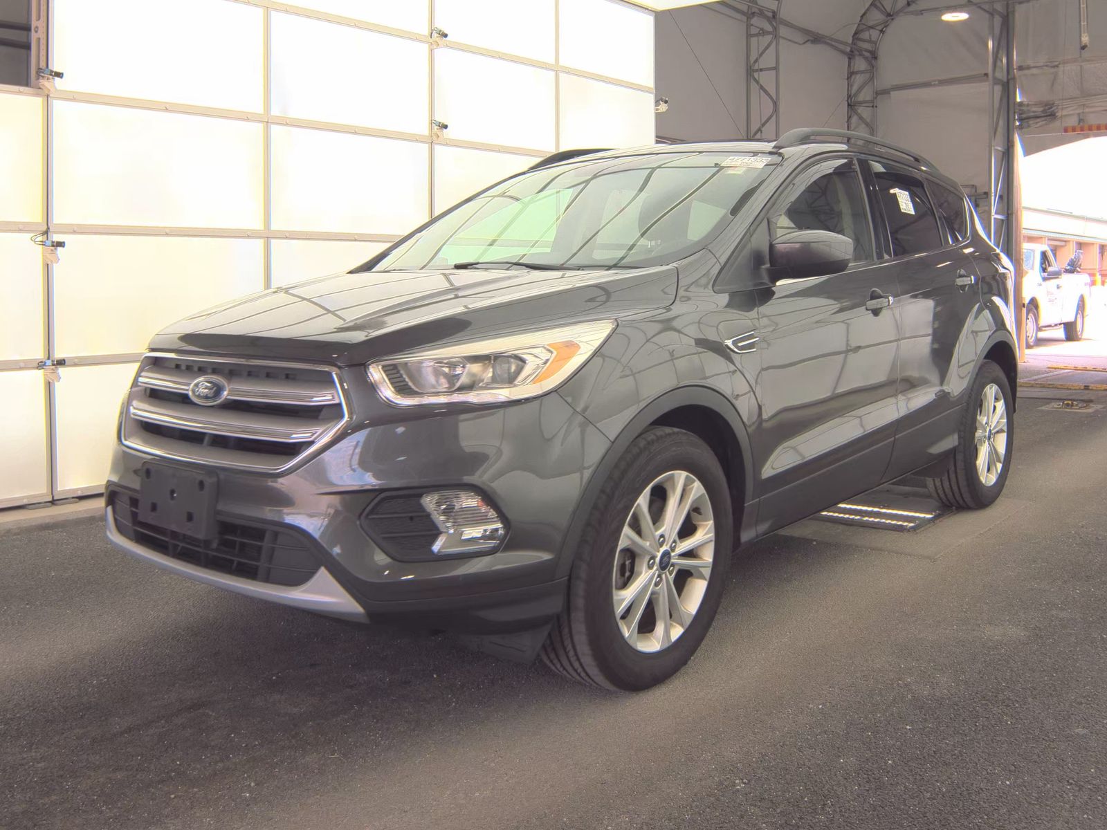 FORD ESCAPE - 1