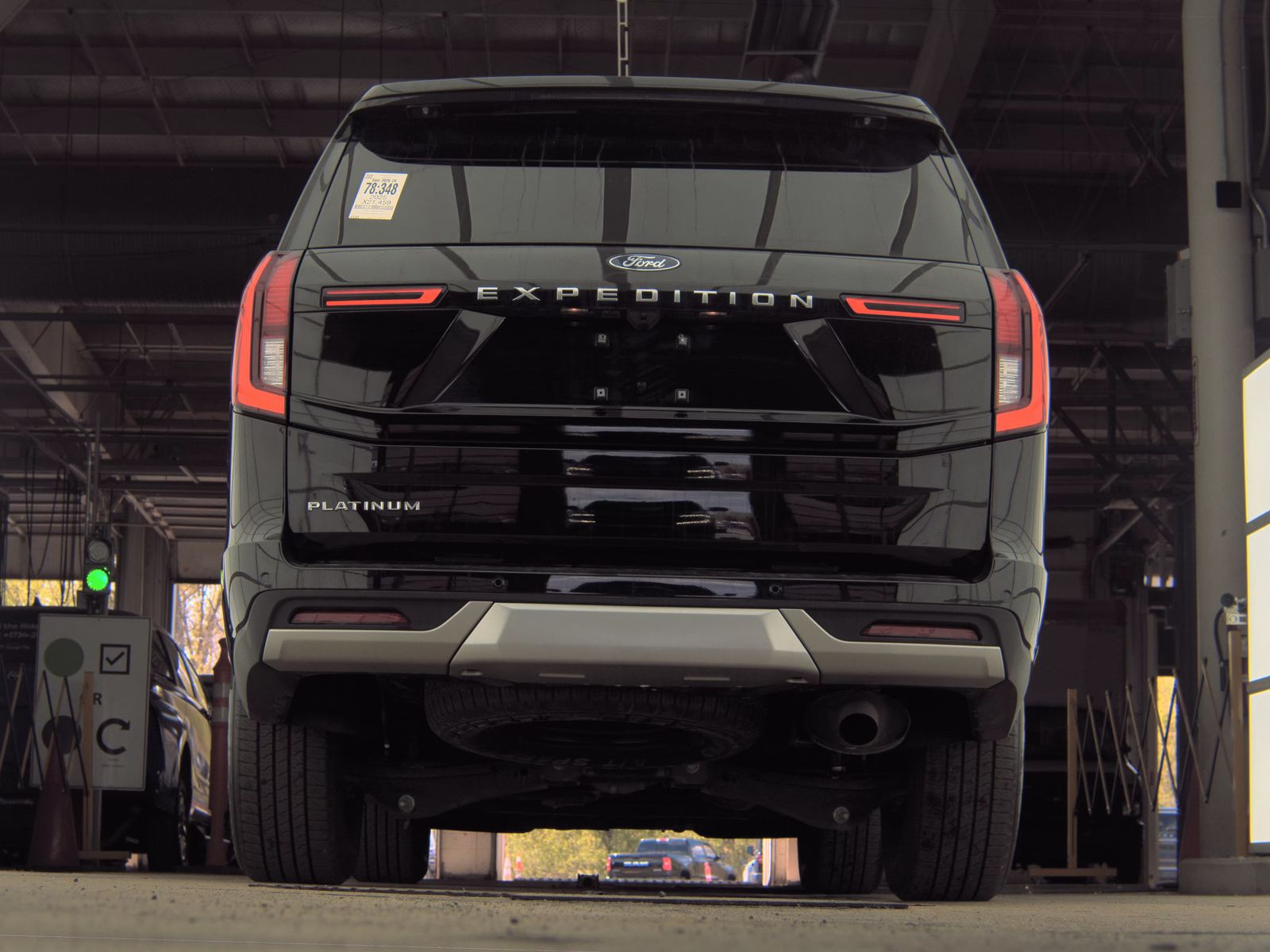 FORD EXPEDITION - 8