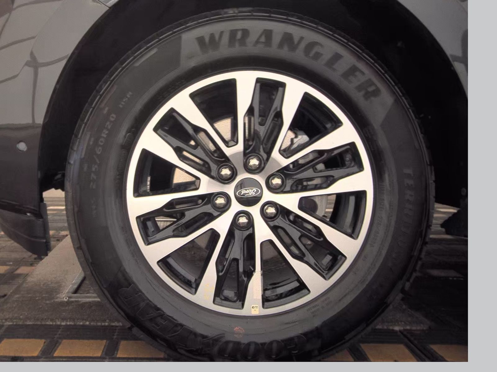 FORD EXPEDITION MAX - 10