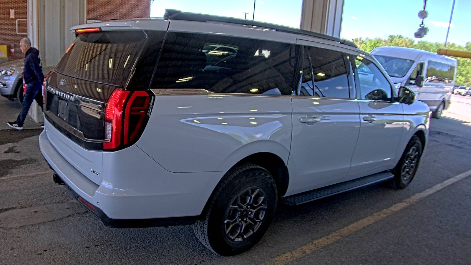 FORD EXPEDITION MAX - 5