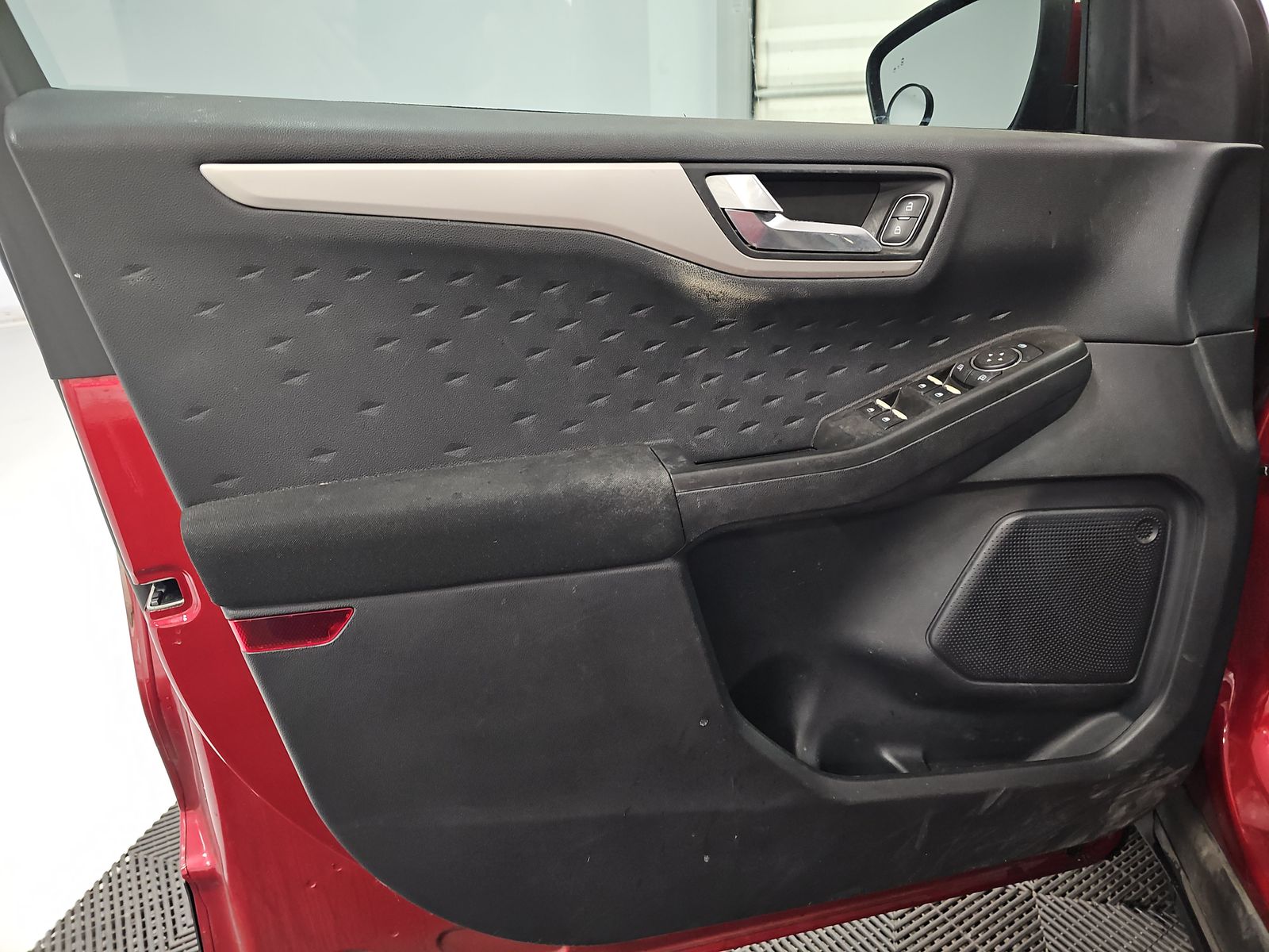 FORD ESCAPE - 10
