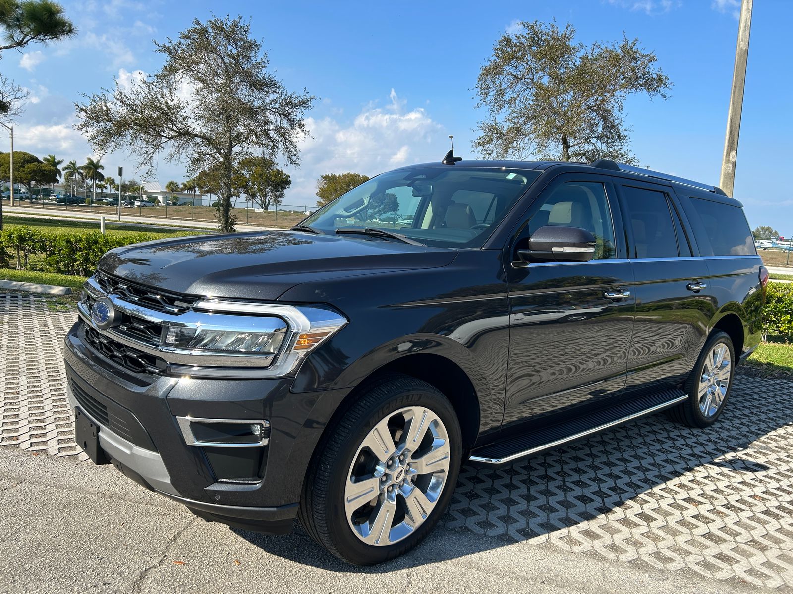 FORD EXPEDITION MAX - 7