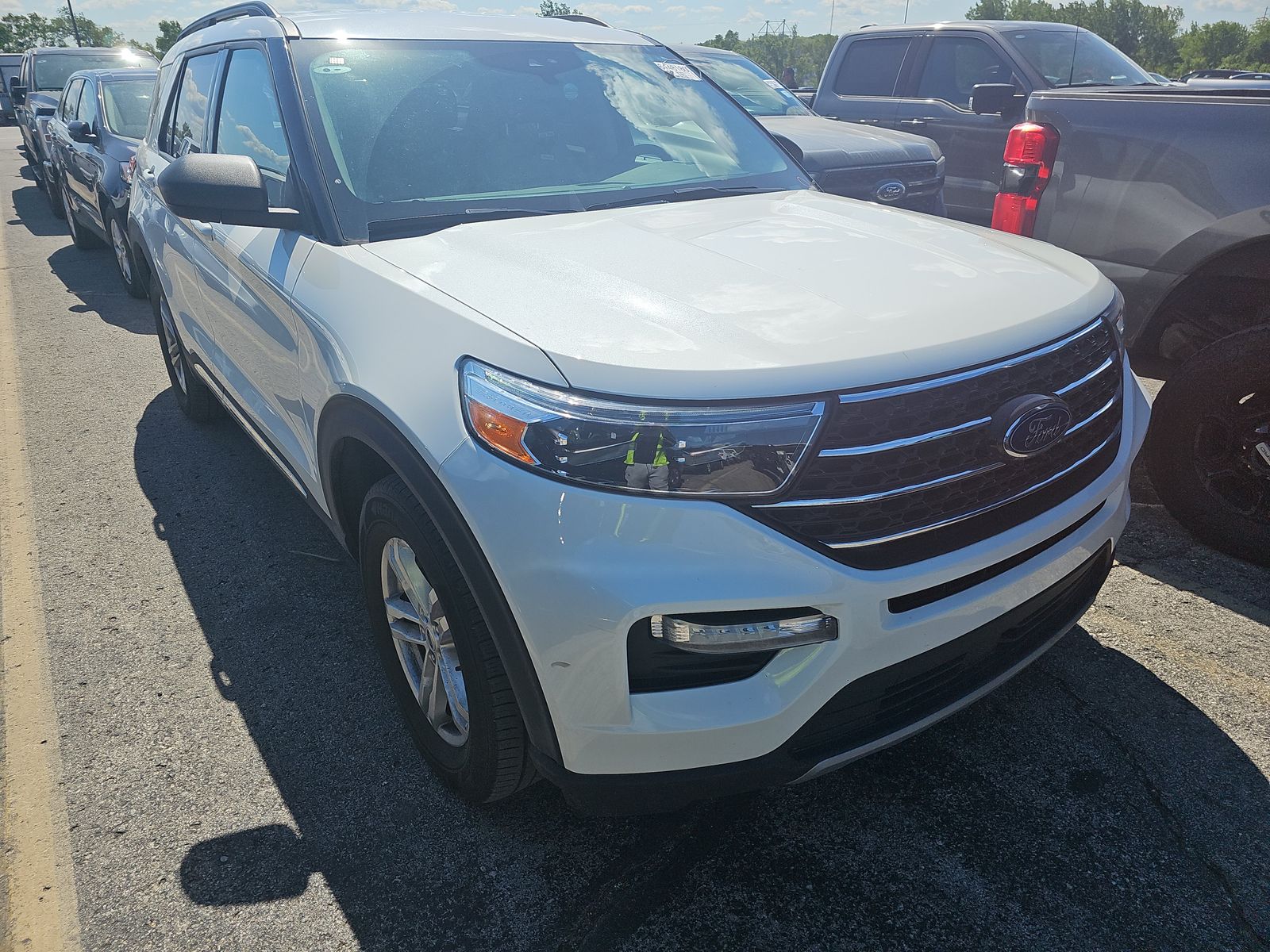 FORD EXPLORER - 4