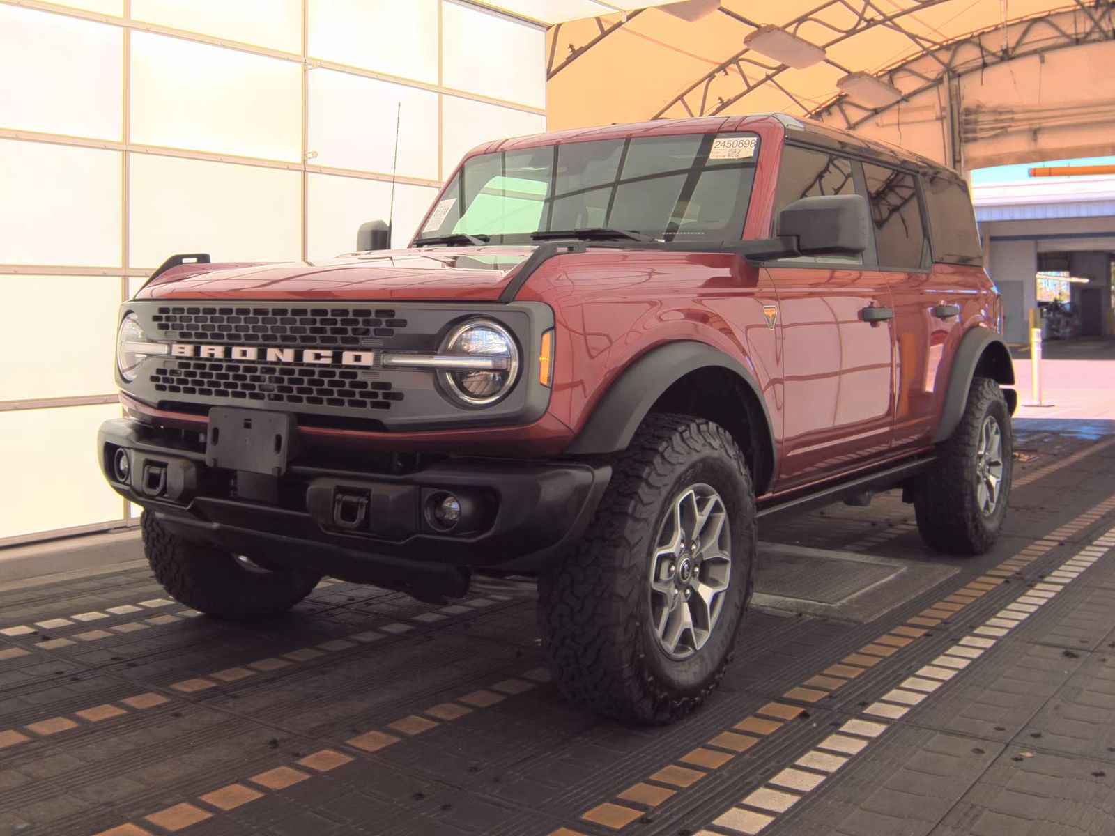 FORD BRONCO - 1