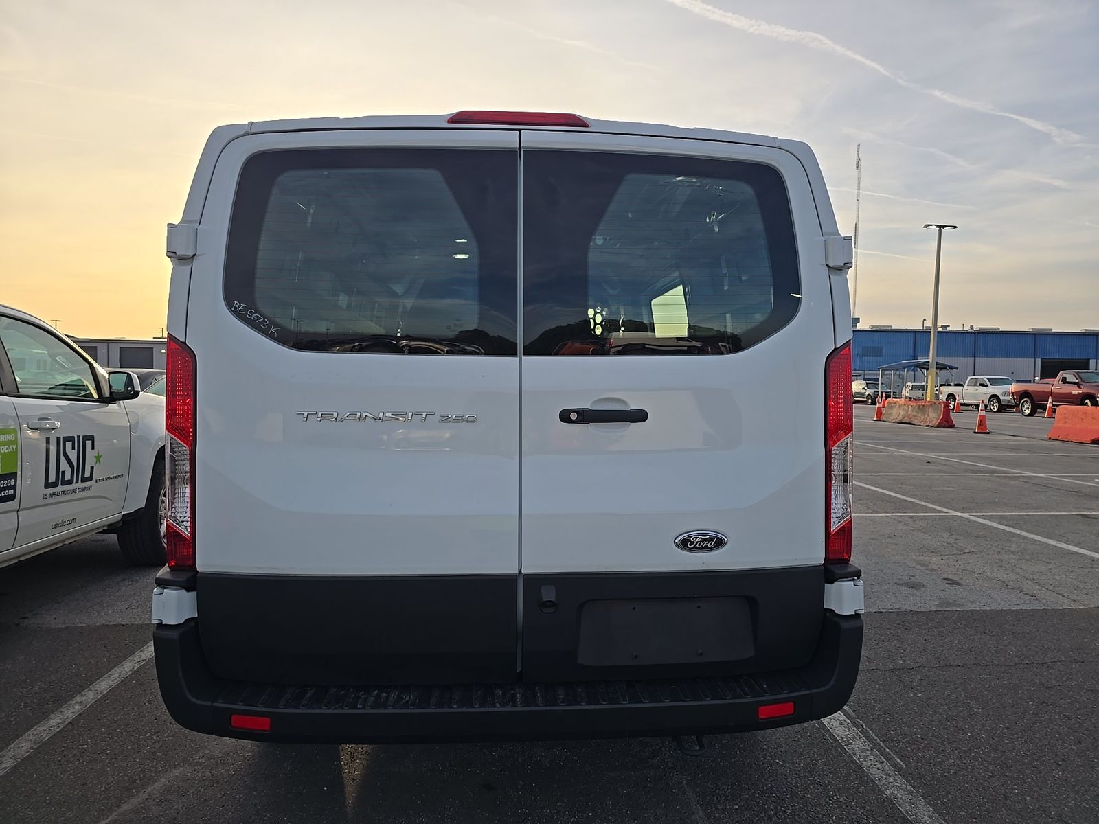 FORD TRANSIT 250 - 6