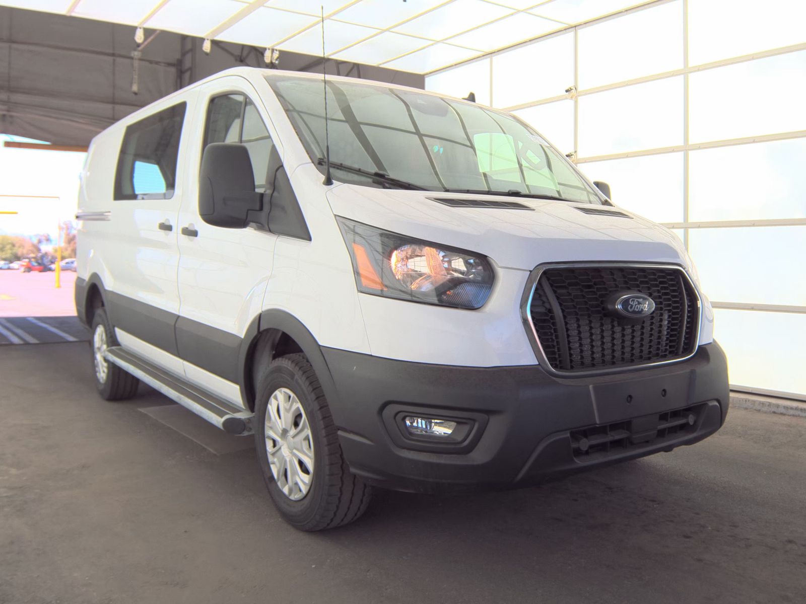 FORD TRANSIT 250 - 4