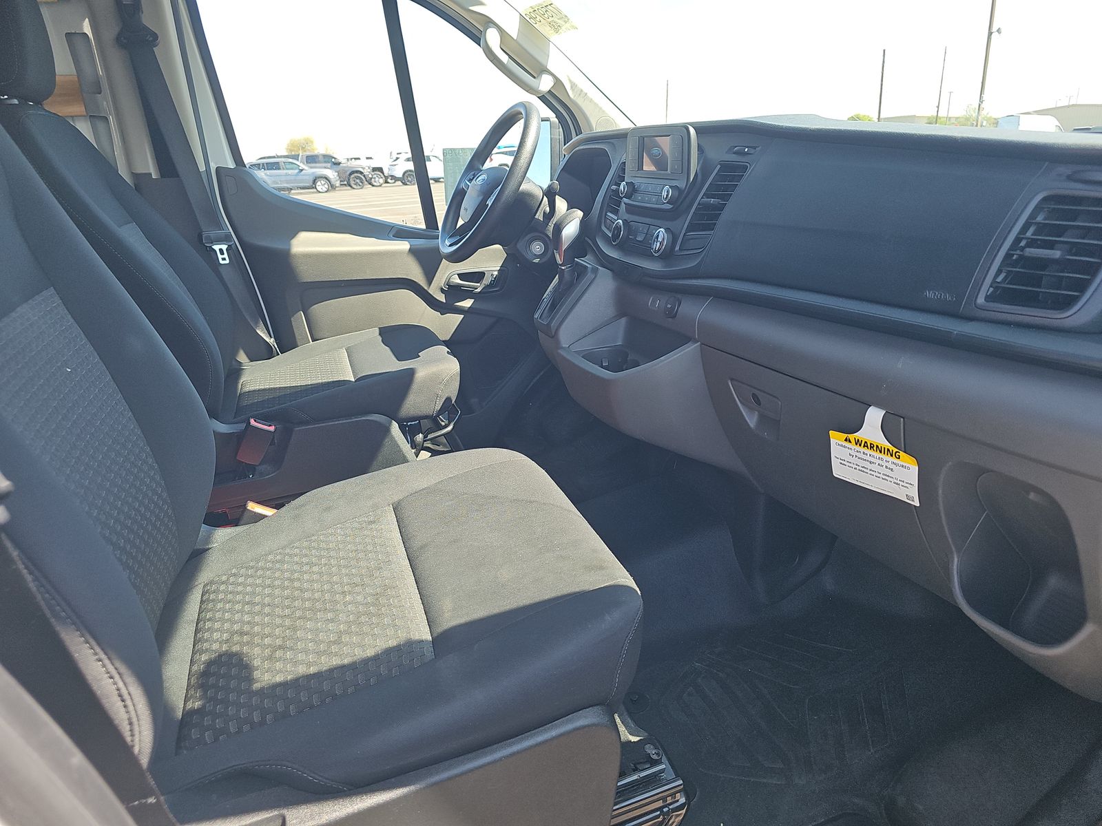 FORD TRANSIT 250 - 9