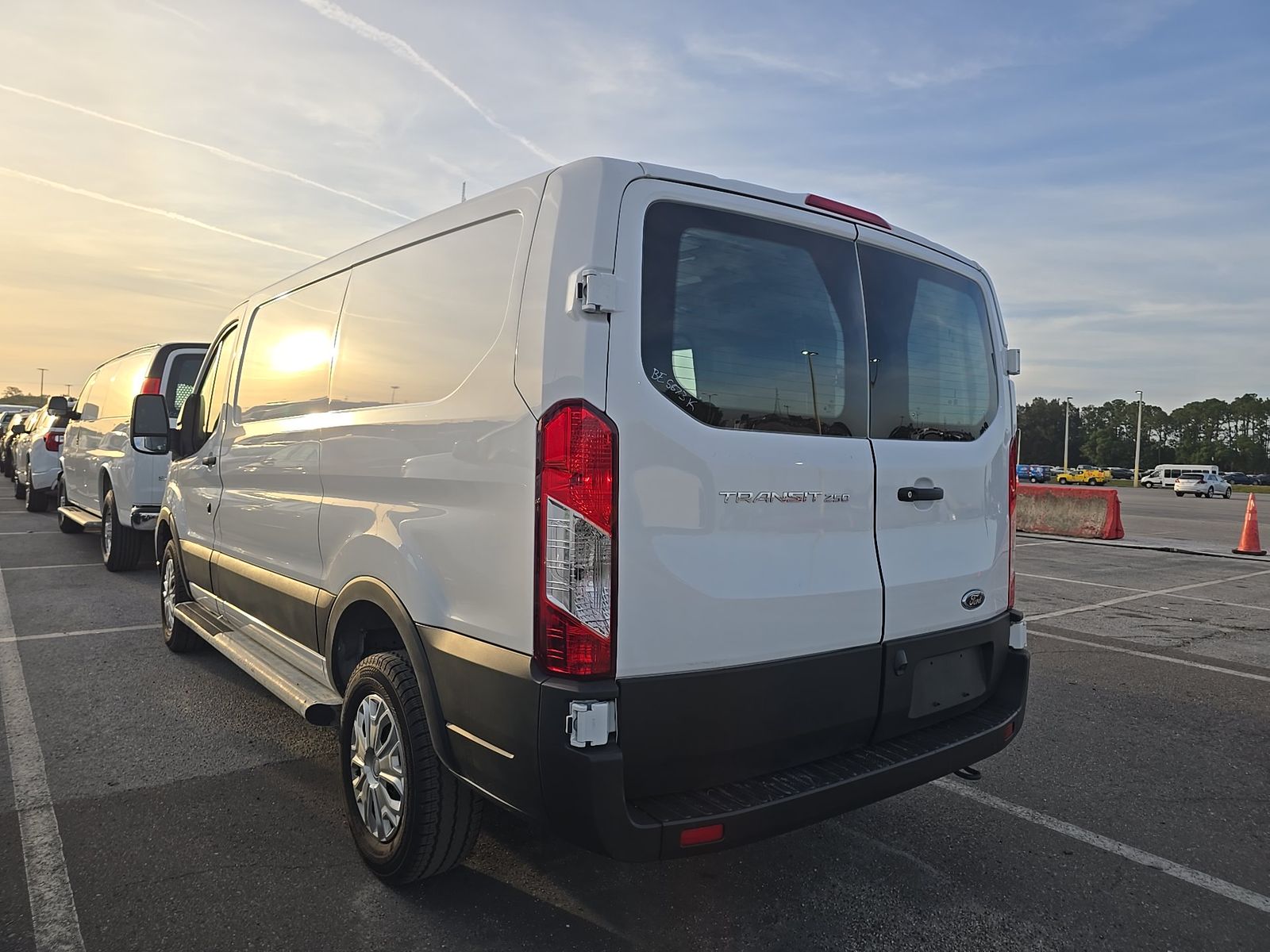 FORD TRANSIT 250 - 7