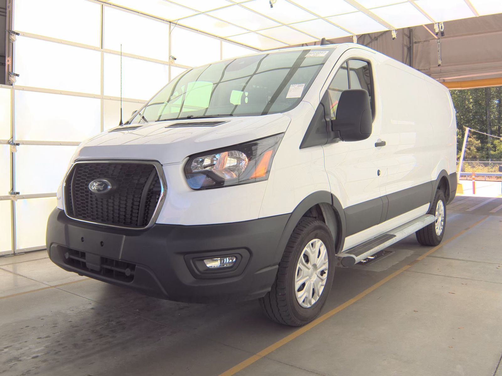 FORD TRANSIT 250 - 1