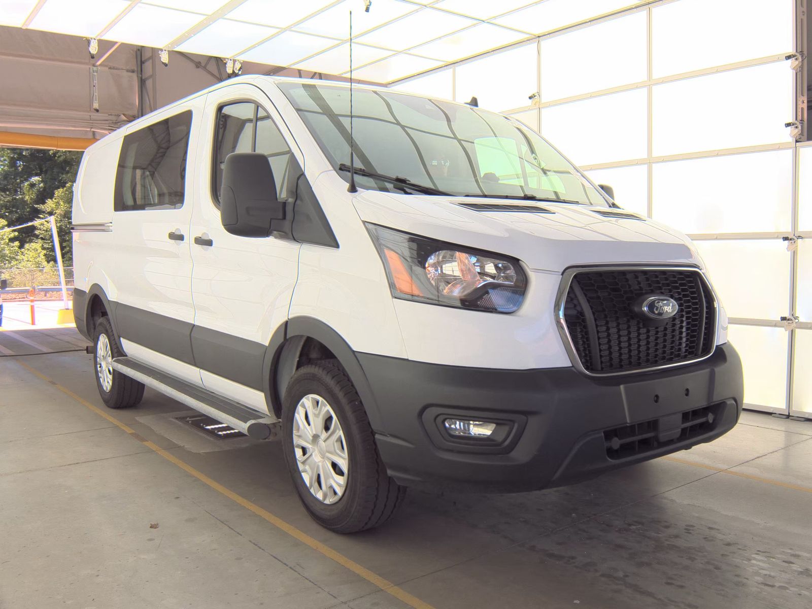 FORD TRANSIT 250 - 4