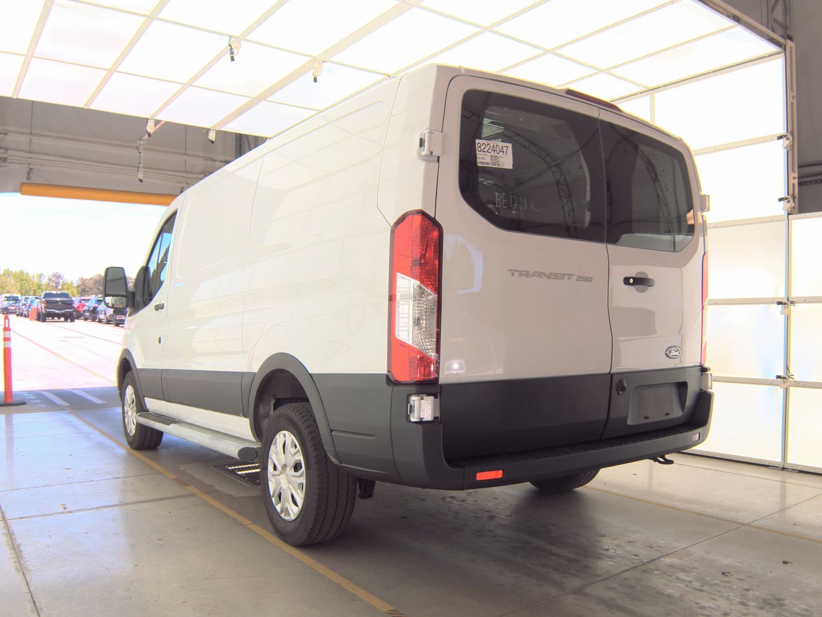 FORD TRANSIT 250 - 7