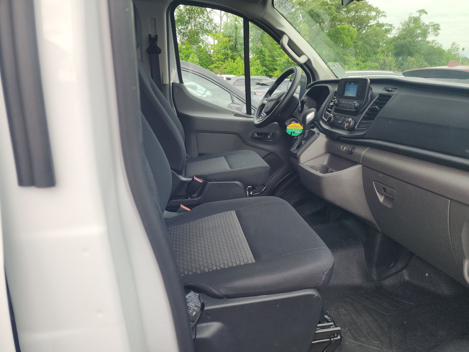 FORD TRANSIT 250 - 9