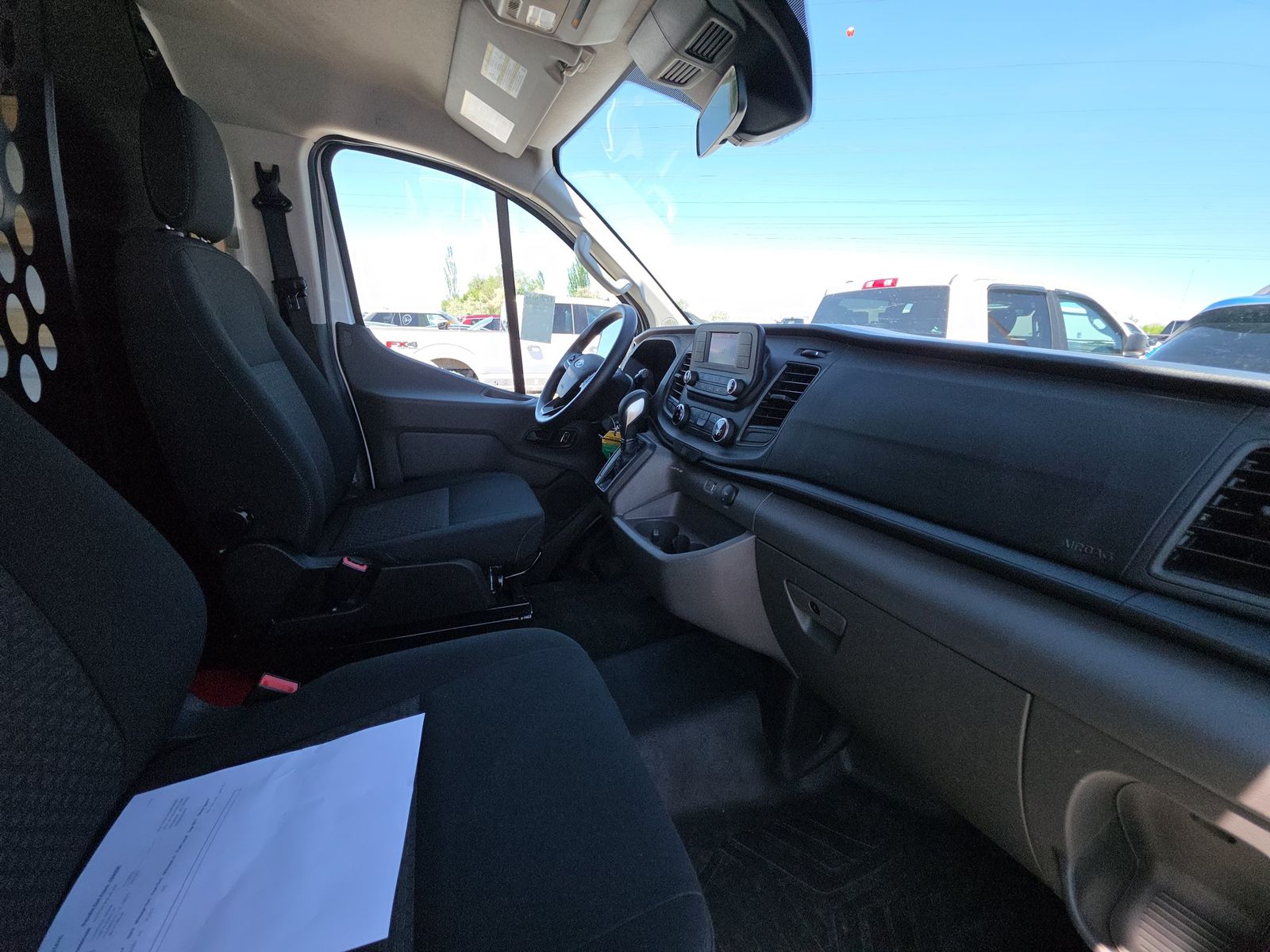 FORD TRANSIT 250 - 9