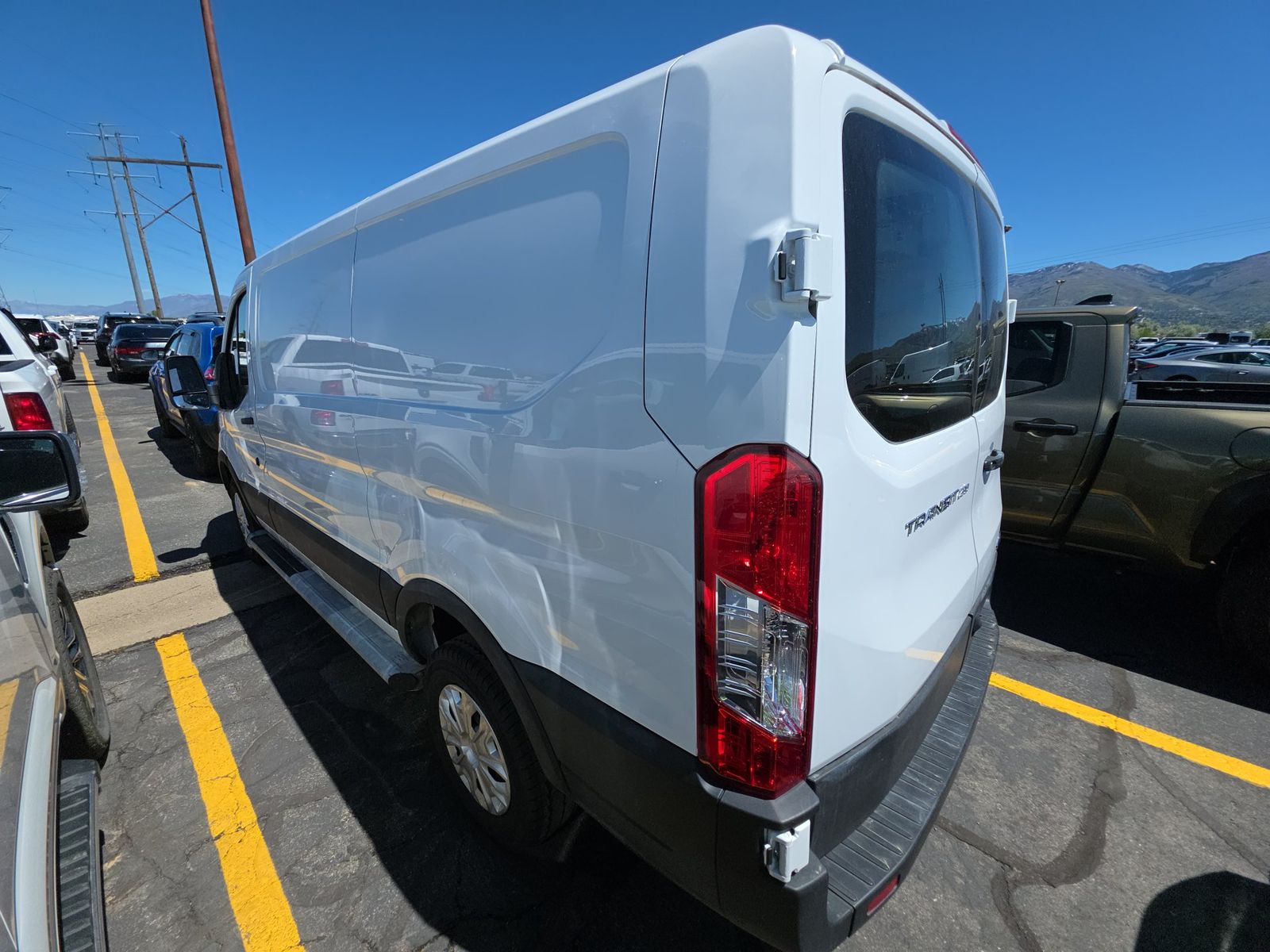 FORD TRANSIT 250 - 7