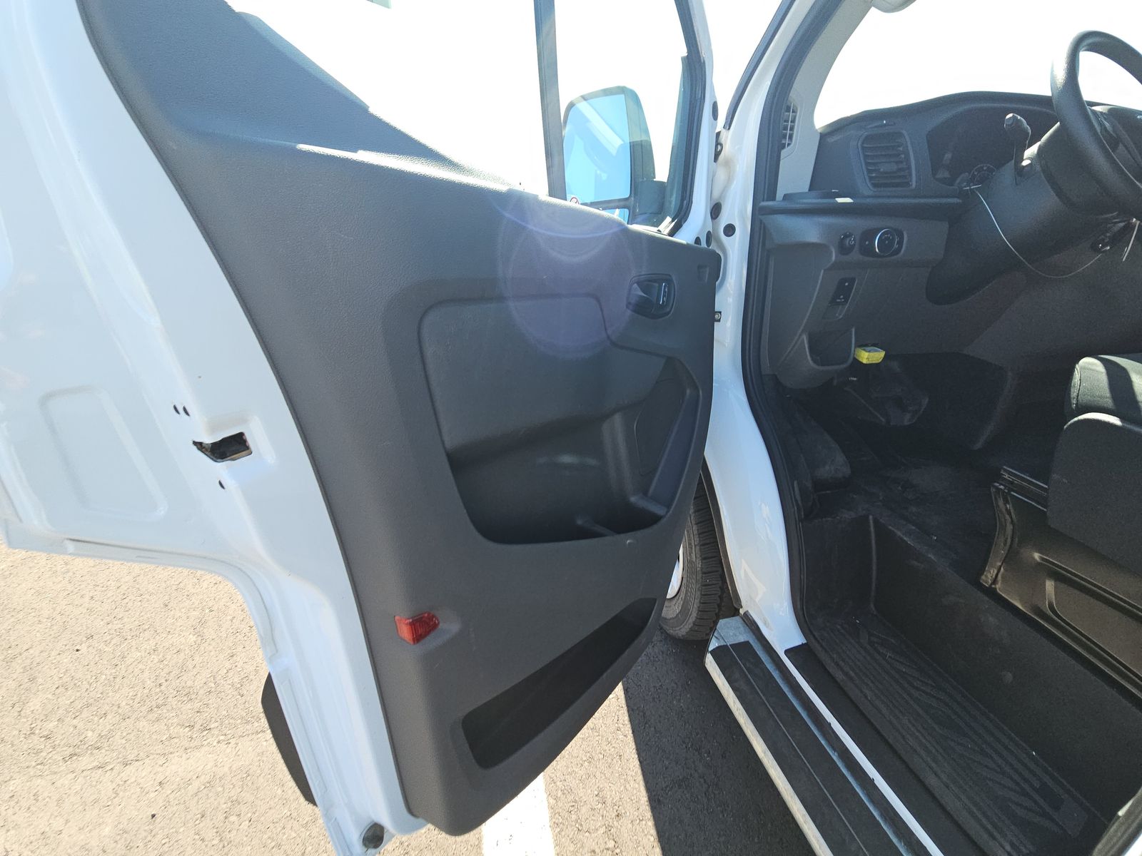 FORD TRANSIT 250 - 10