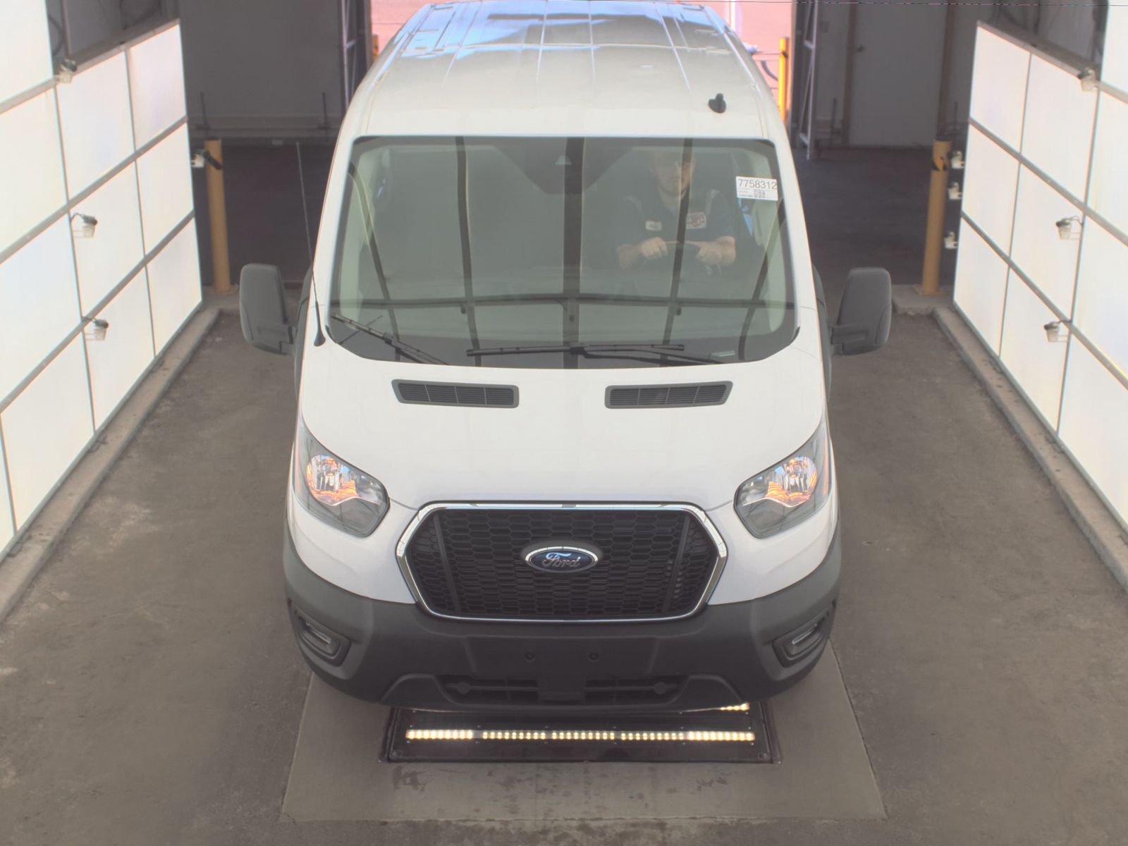 FORD TRANSIT 250 - 3