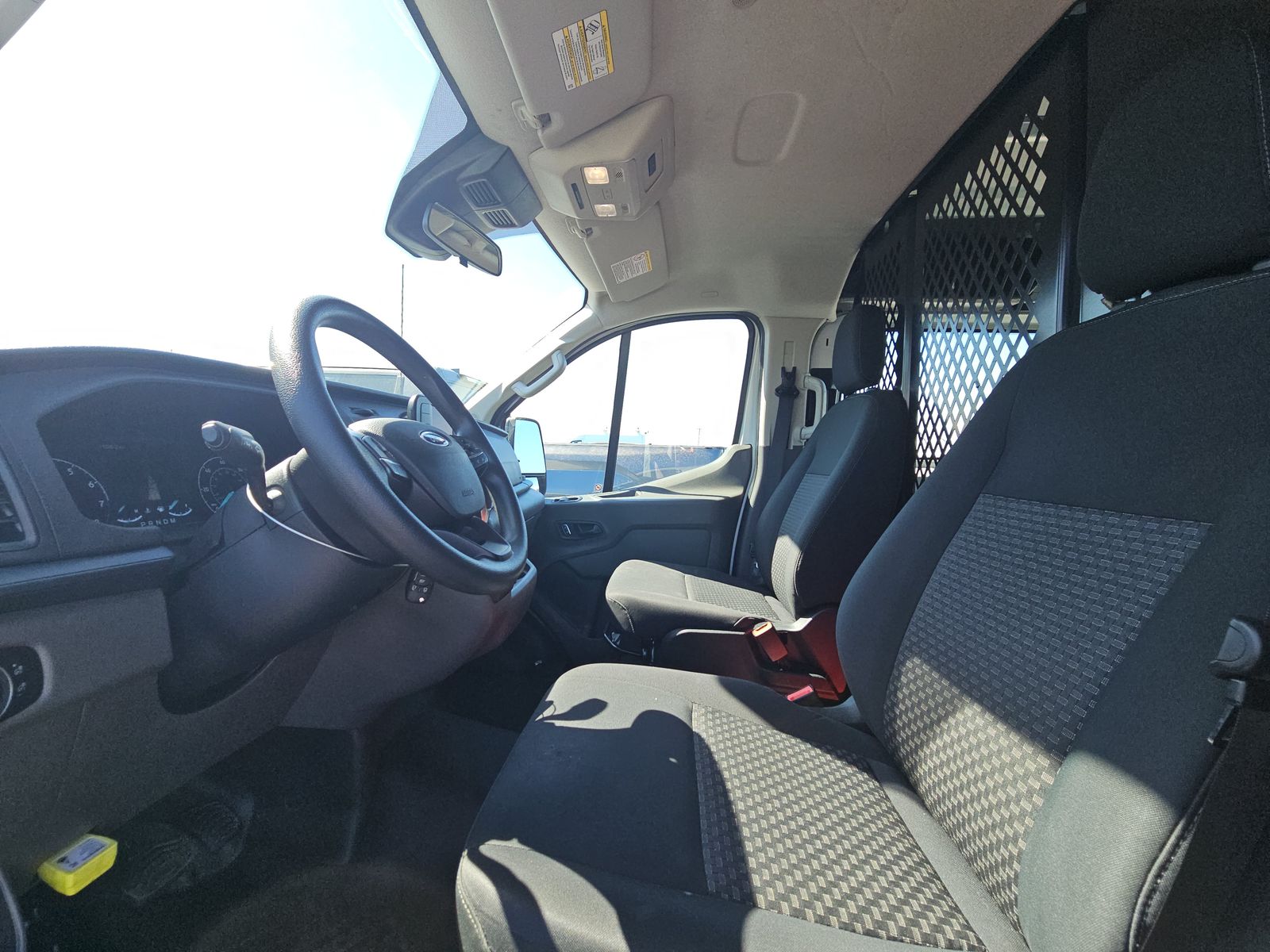 FORD TRANSIT 250 - 8