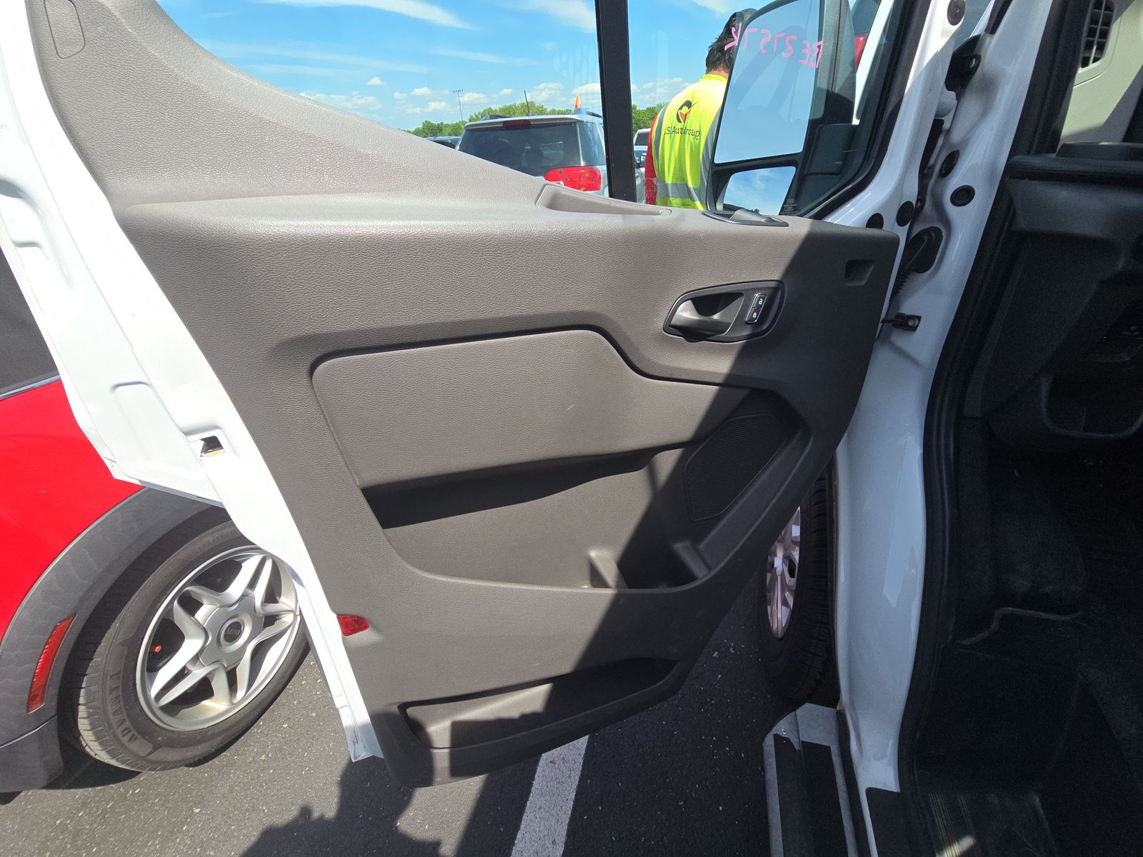 FORD TRANSIT 250 - 10