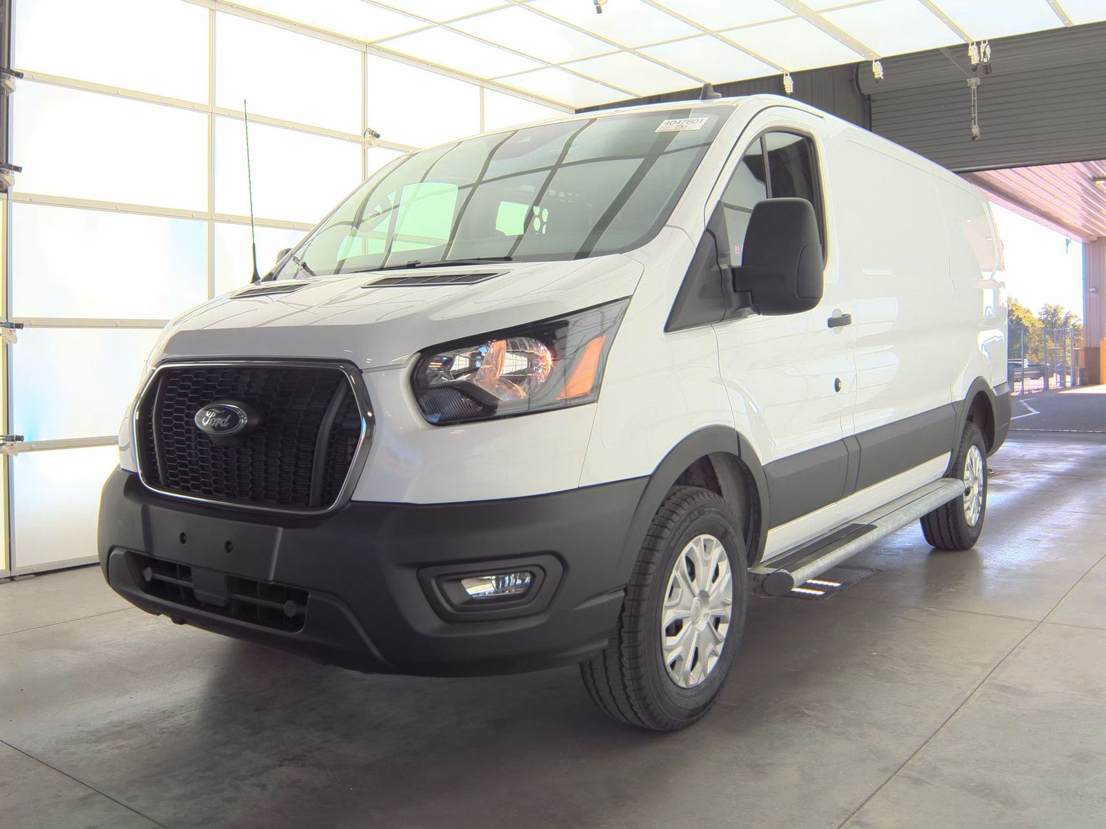 FORD TRANSIT 250 - 1