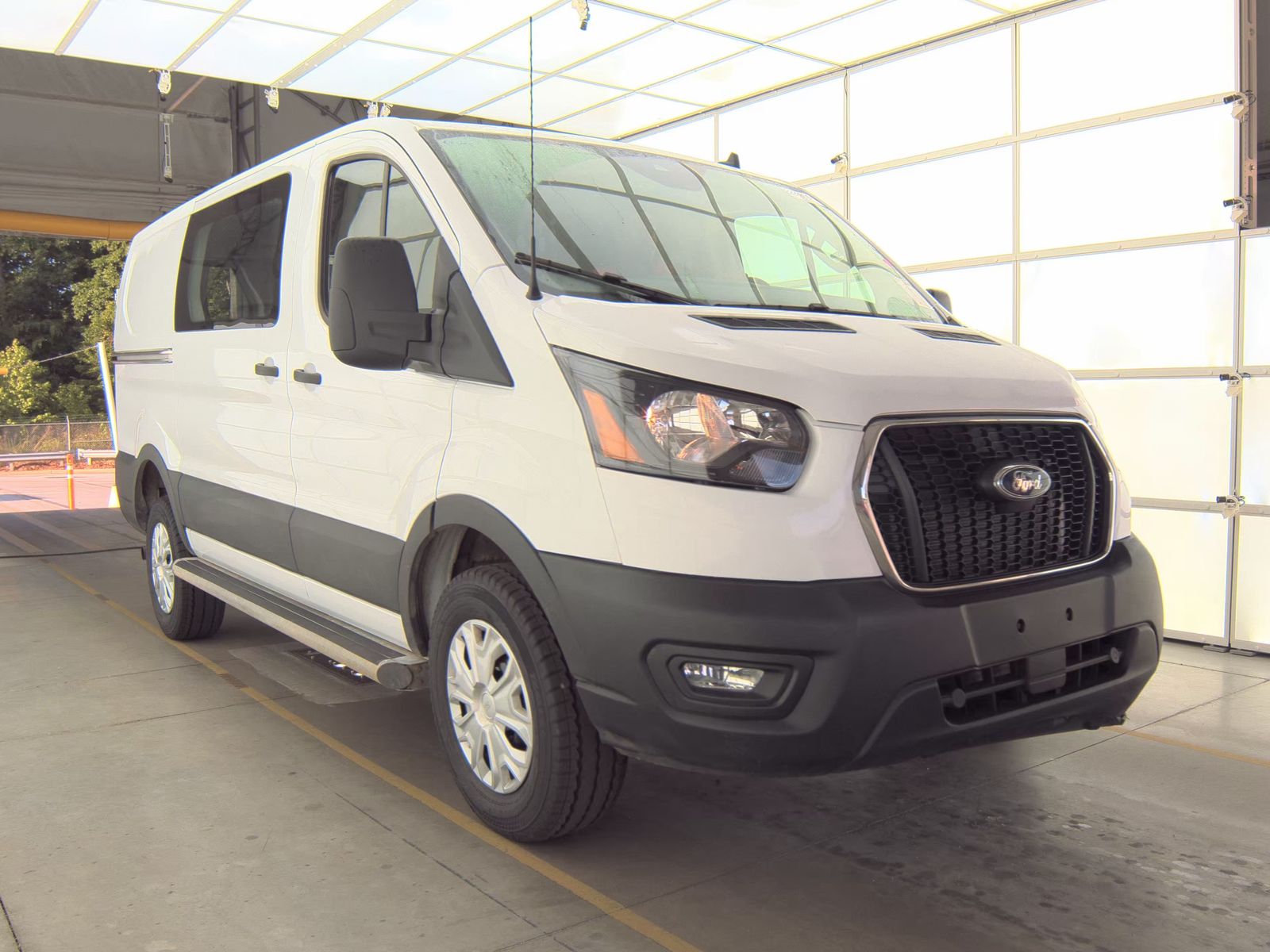 FORD TRANSIT 250 - 4