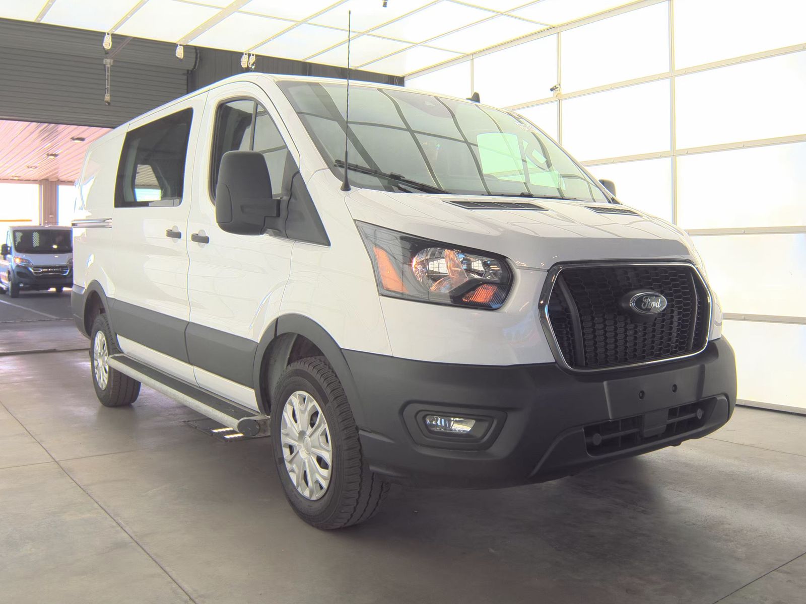 FORD TRANSIT 250 - 4